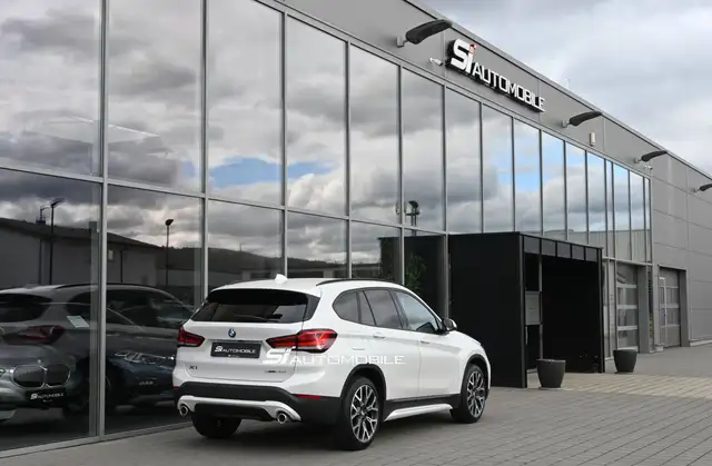 BMW X1 view 5