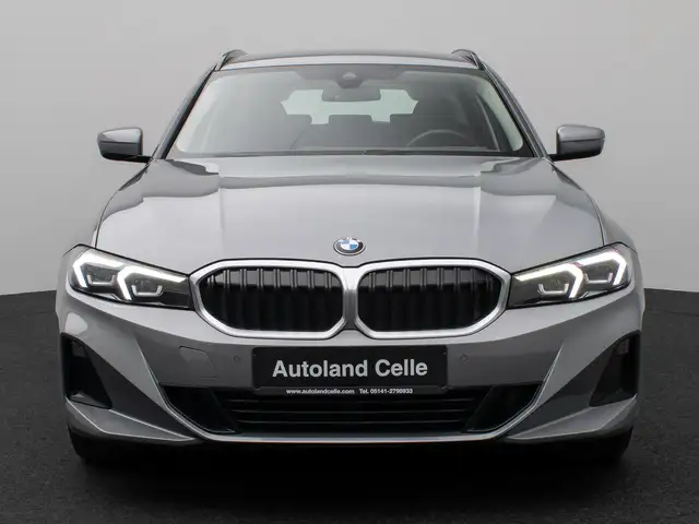 BMW 3 Series view 2