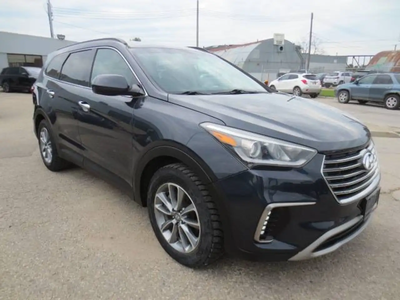 Hyundai SANTA FE photo Hyundai SANTA FE