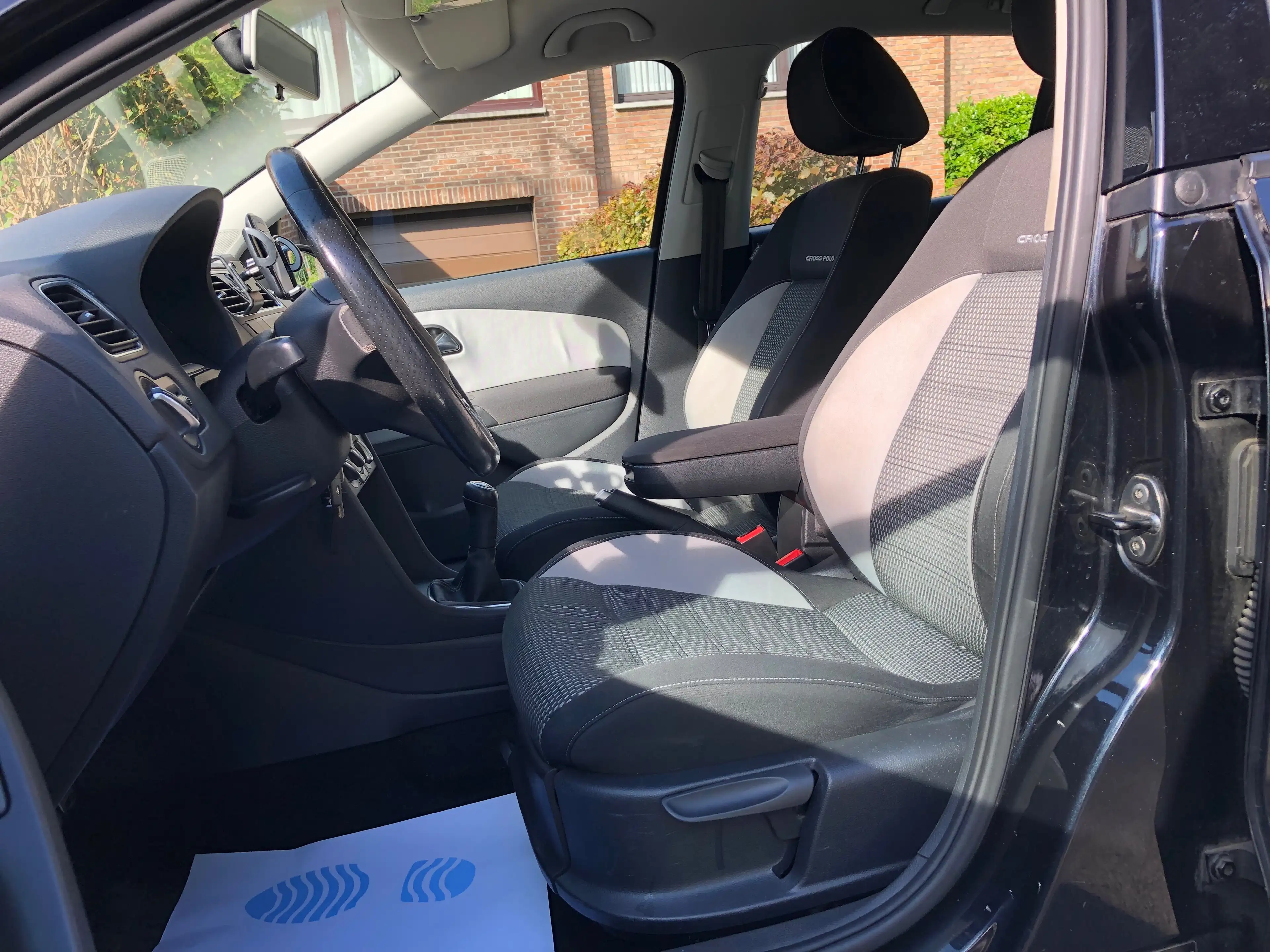 Volkswagen Polo Cross Crosspolo 1.6 CR TDi — photo 9