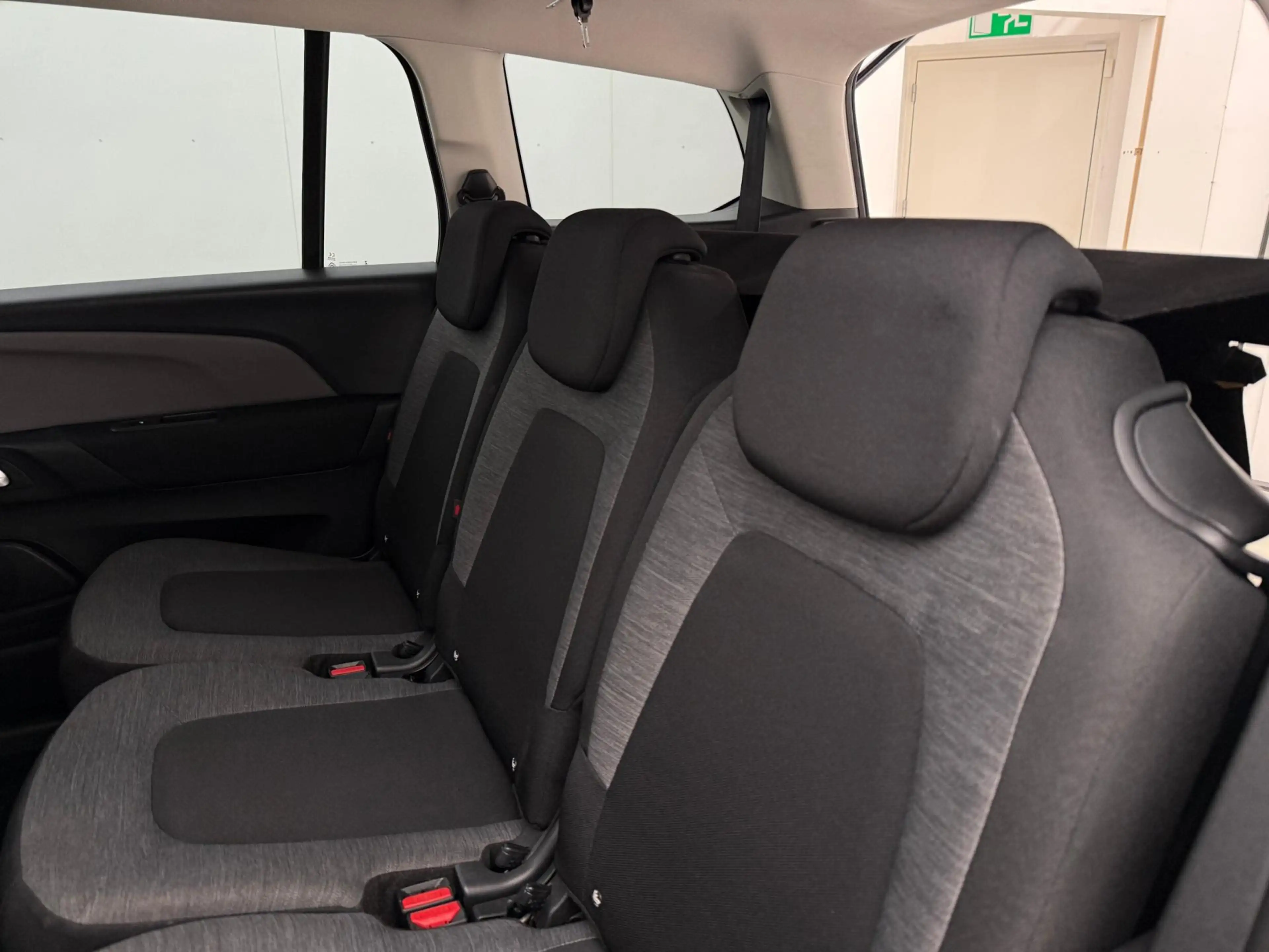 Citroen Grand C4 Picasso 1.2 PureTech Business 7 zits | Trekhaak | Cruise C — photo 8
