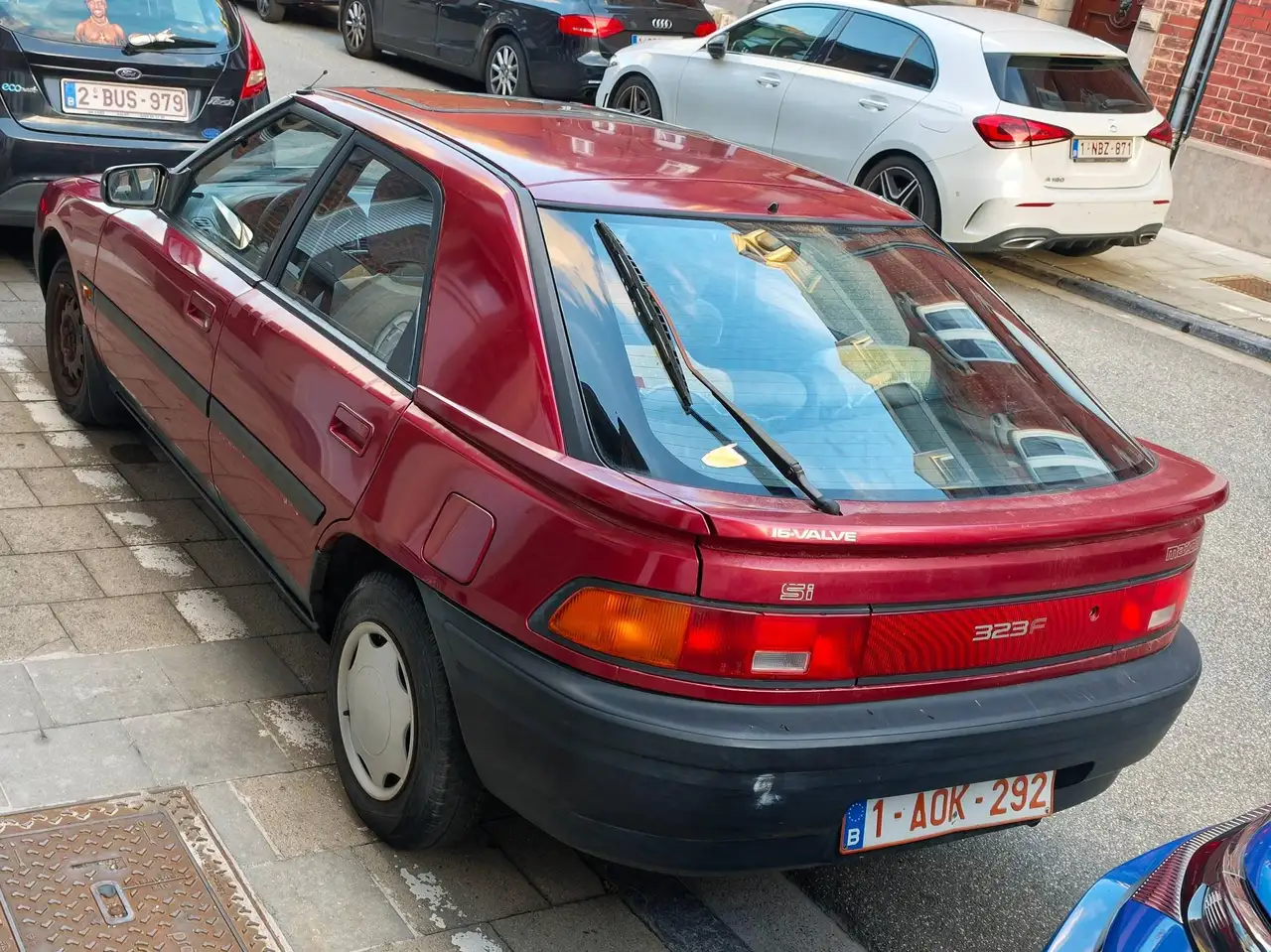 Mazda 323f 1.6 16v, foto 2