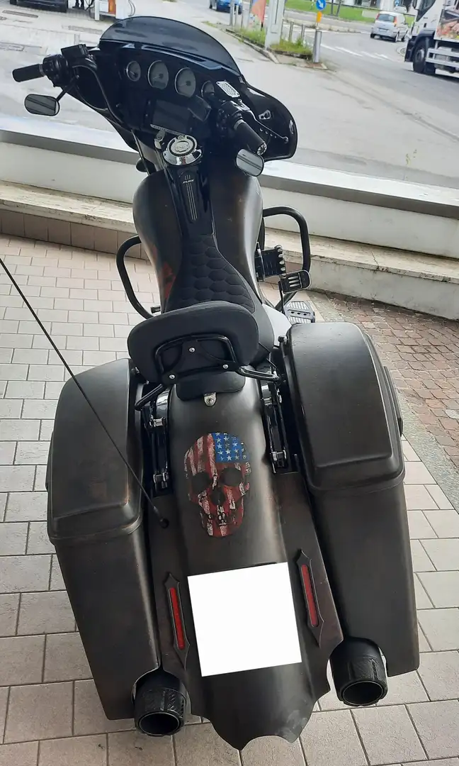 Harley-Davidson Street Glide FLHXS - 2