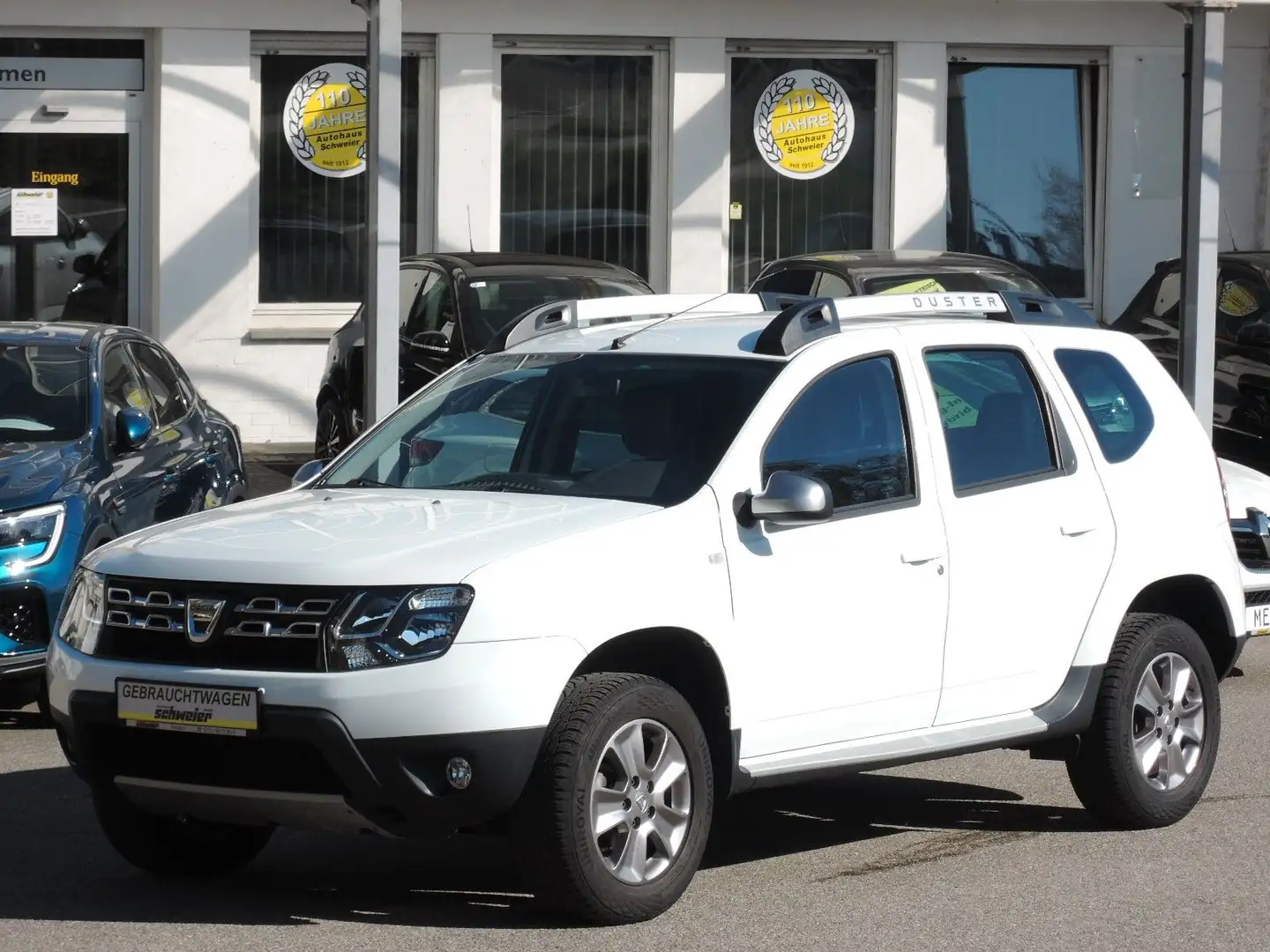 Dacia Duster 1.6 SCe 115 4x2 Prestige GJR,SHZ,EPH,Navi Weiß - 1
