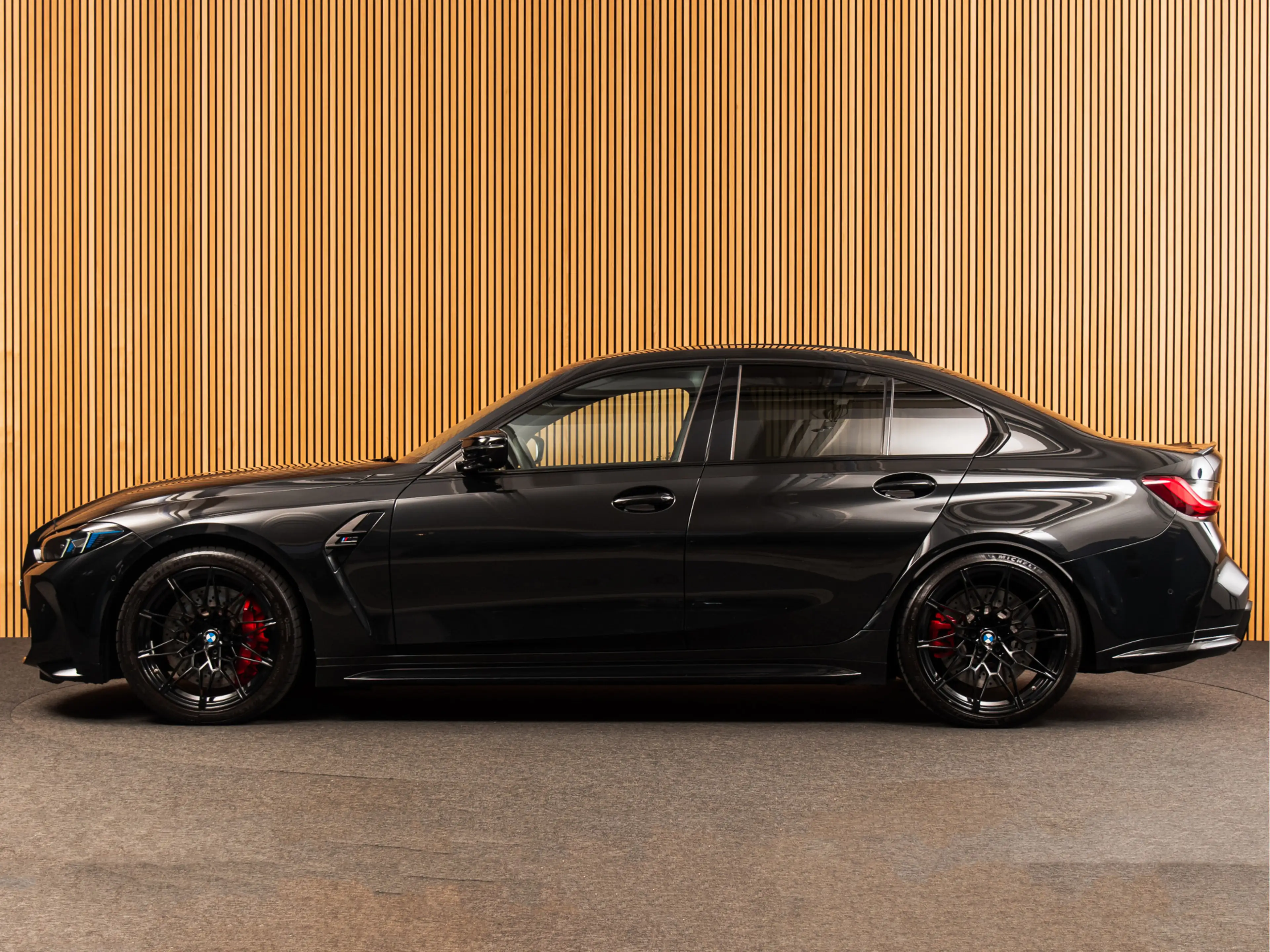 BMW M3 xDrive Competition — photo 2