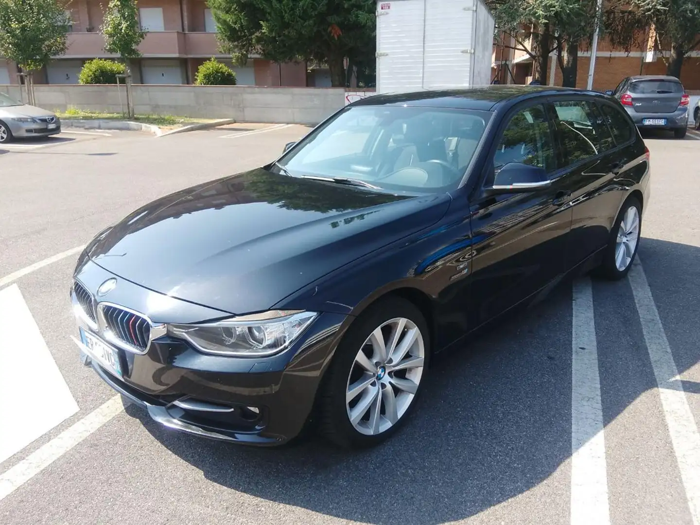 BMW 316 d Touring Sport Nero - 2