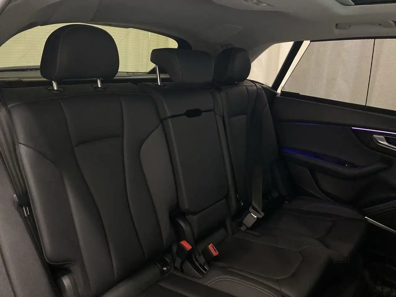 Audi Q8 снимка Audi Q8