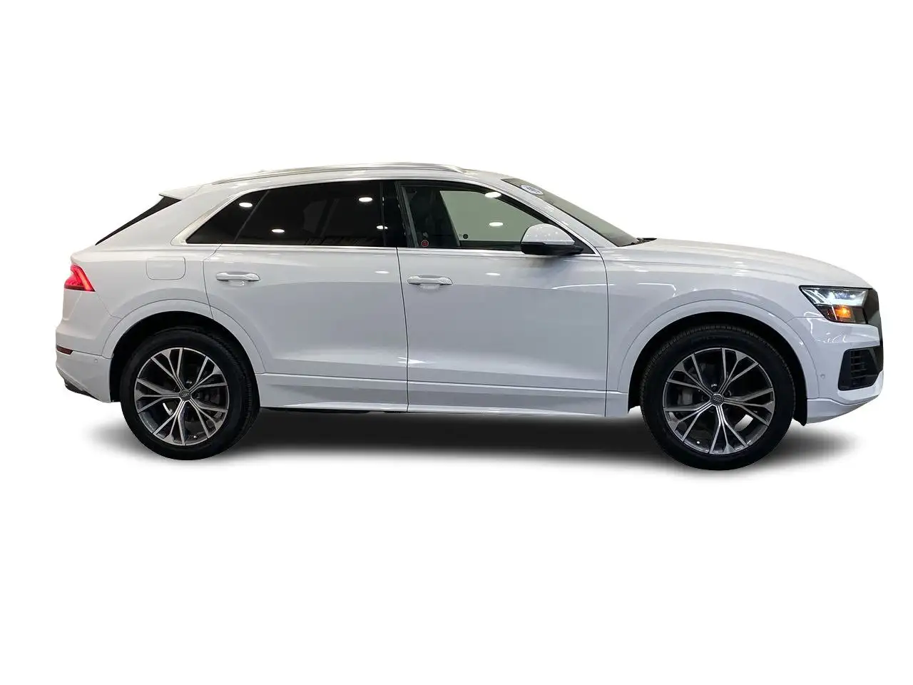 Audi Q8 снимка Audi Q8