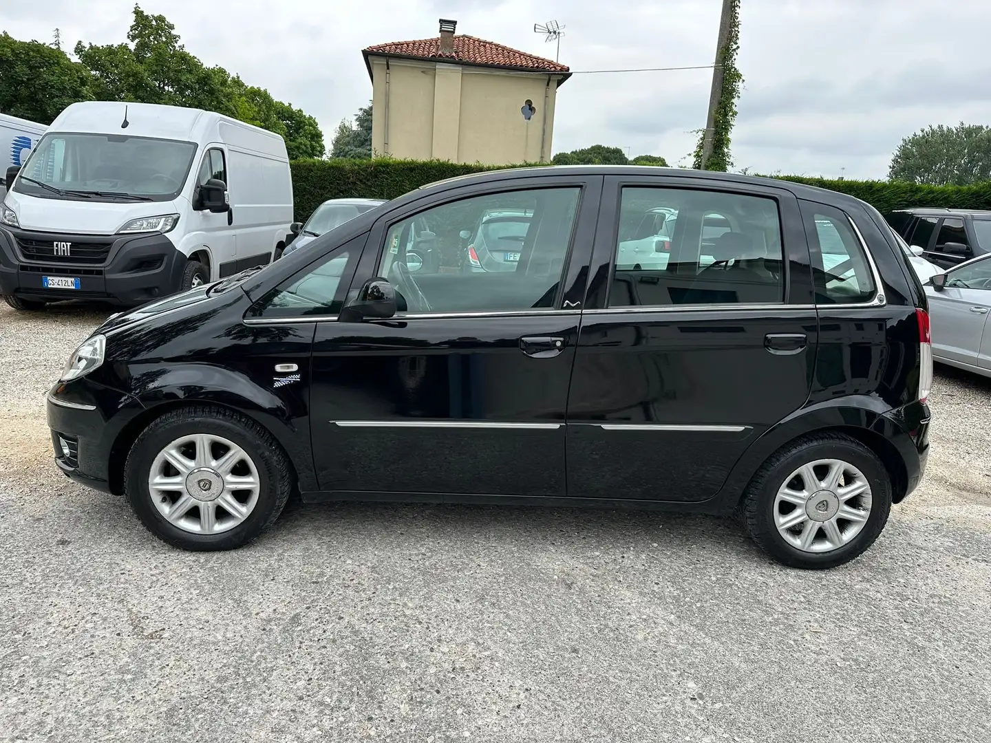 Lancia MUSA Musa 1.4 16v Oro s Nero - 2