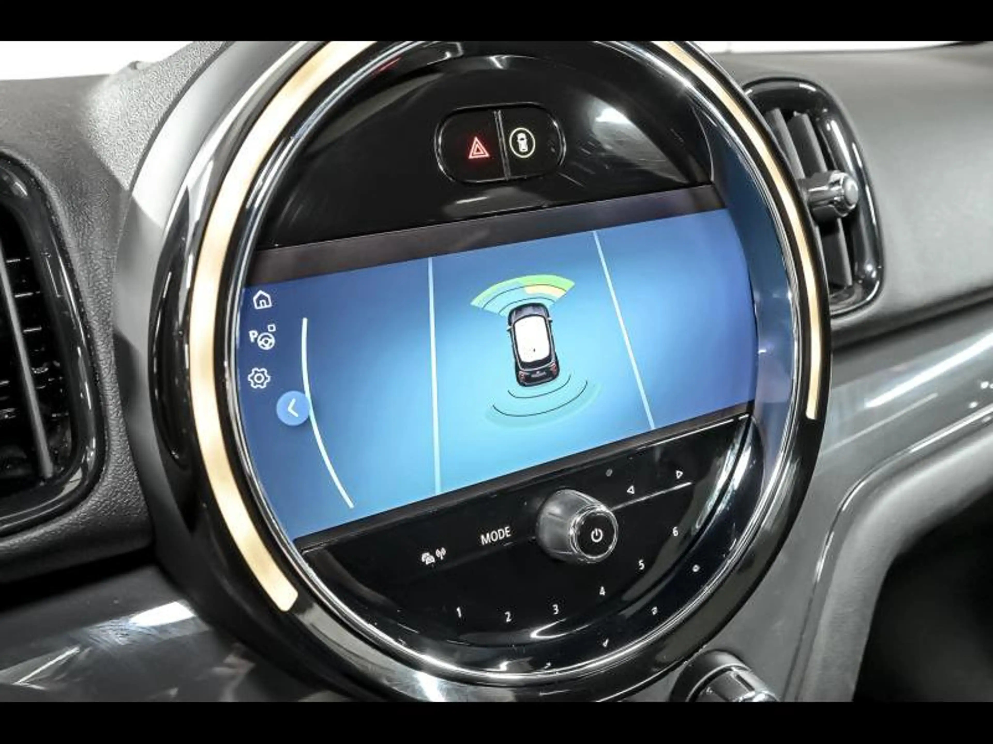 MINI Cooper Countryman Cooper — photo 15