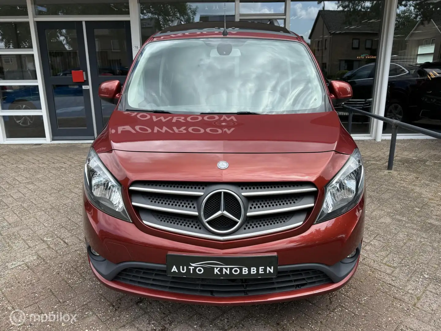 Mercedes-Benz Citan combi 112 Ambiente Automaat, Camera, Pano, Navi, D Rojo - 2