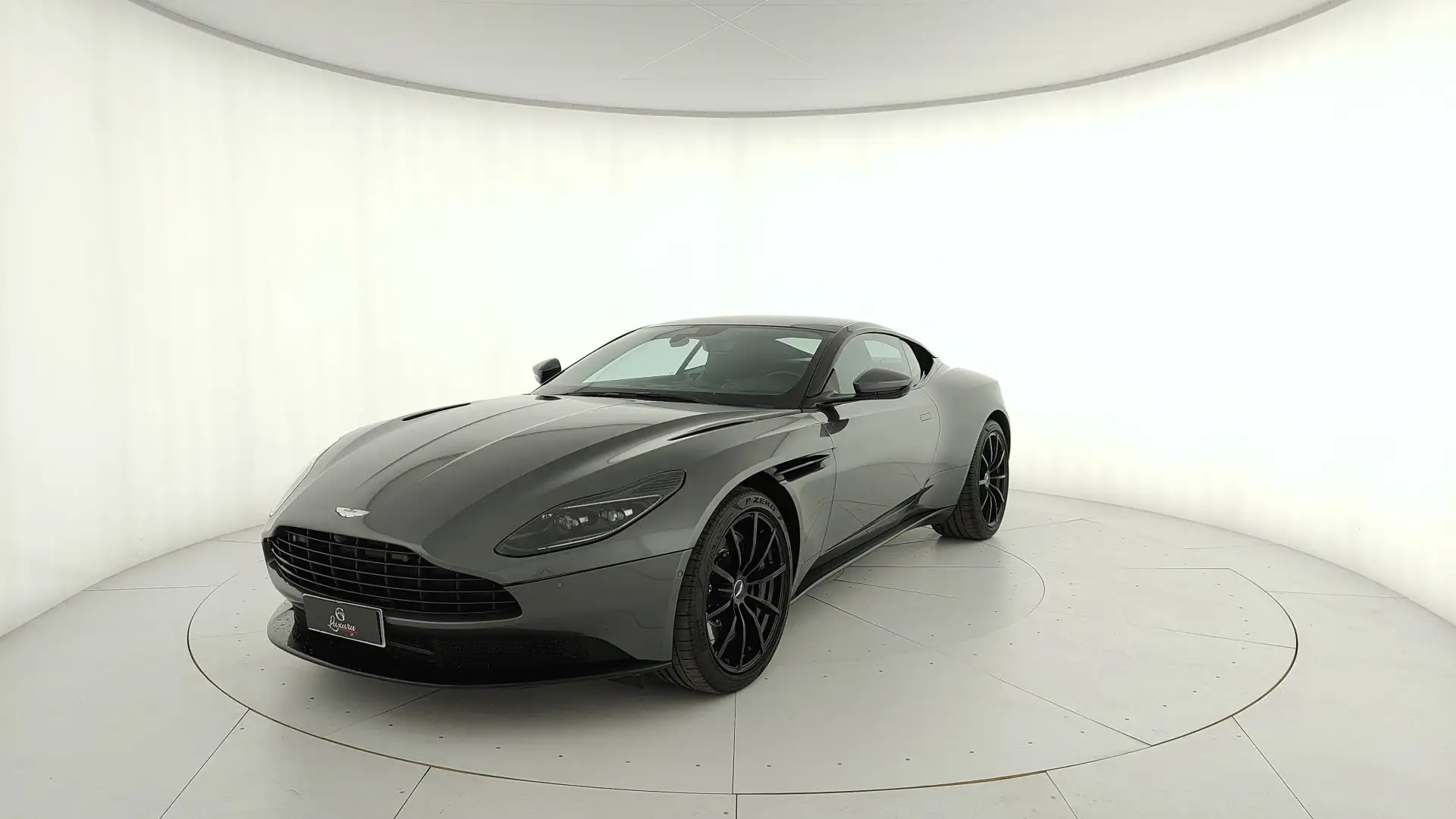 Aston Martin DB11 Coupe 4.0 V8 auto Argent - 1