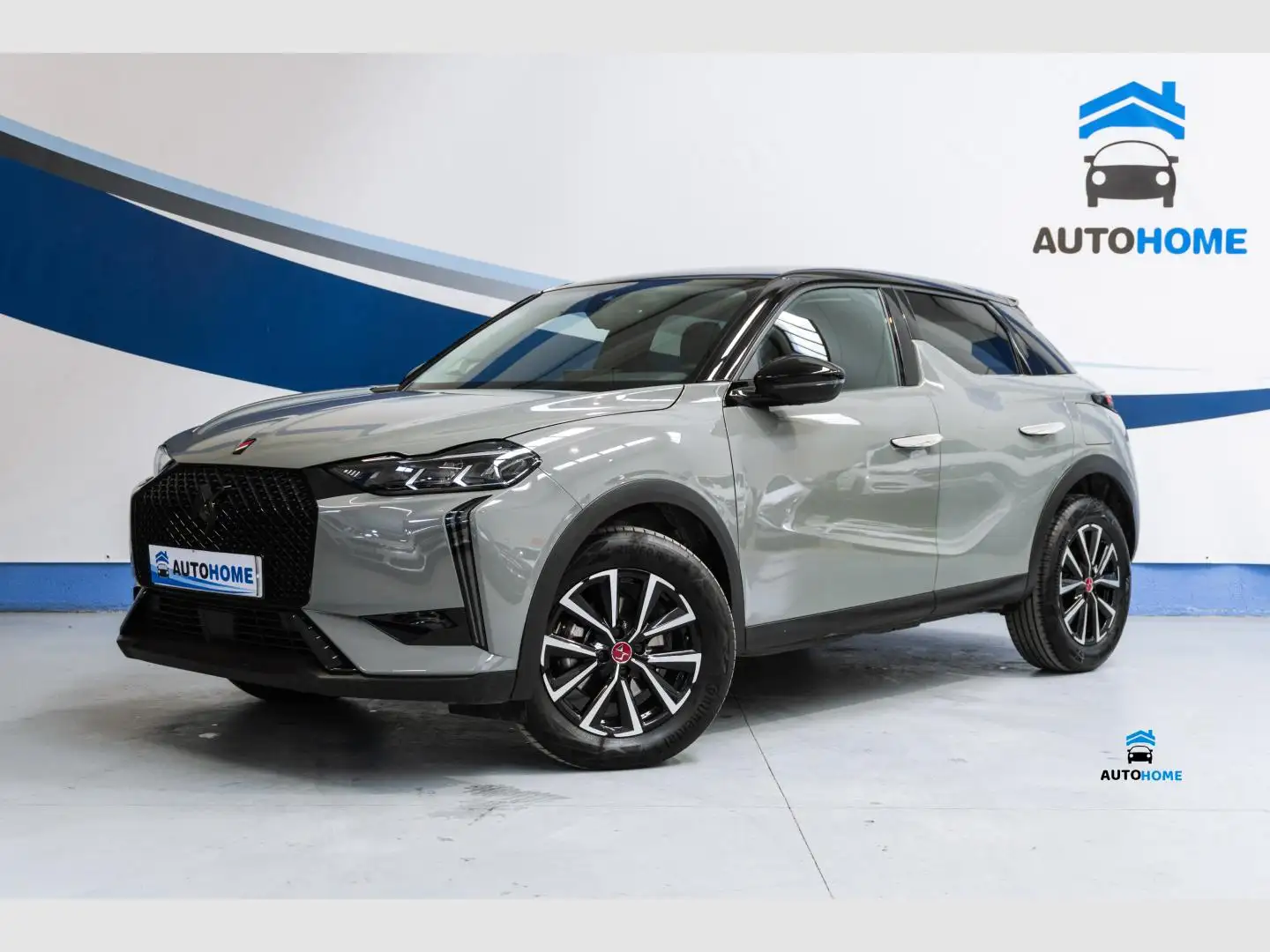 DS Automobiles DS 3 Crossback BlueHDi Performance Line 130 Aut. Gris - 1