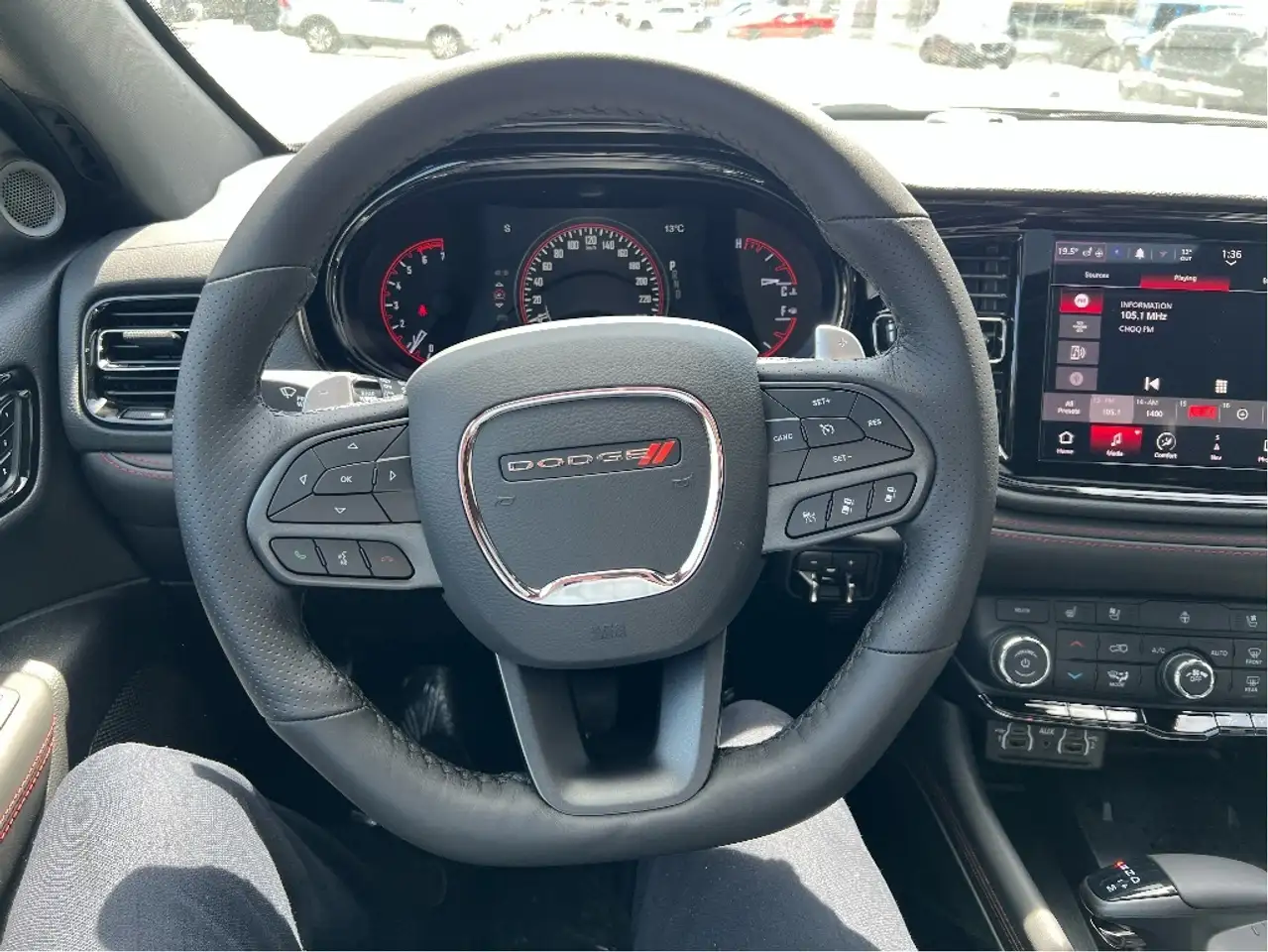 Dodge Durango снимка Dodge Durango