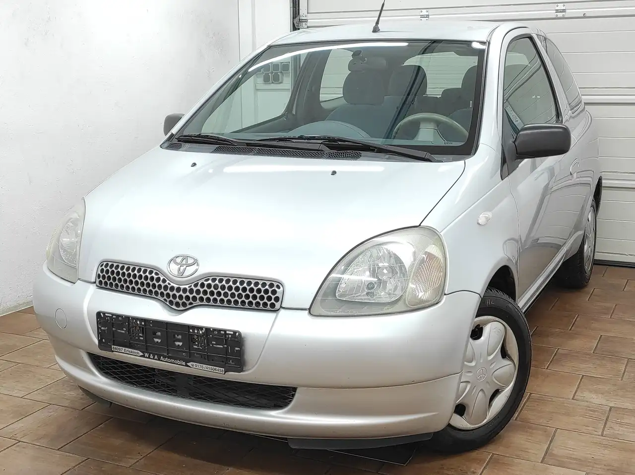 Toyota Yaris 1.0 ALLWETTER SERVO ABS CD-RADIO ISOFIX STEUERKETT, foto 1