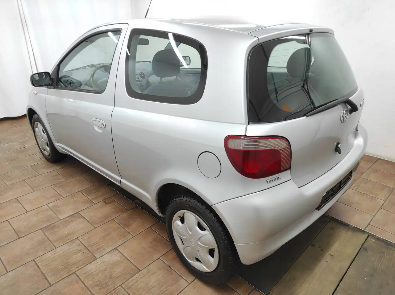 Toyota Yaris 1.0 ALLWETTER SERVO ABS CD-RADIO ISOFIX STEUERKETT, foto 6