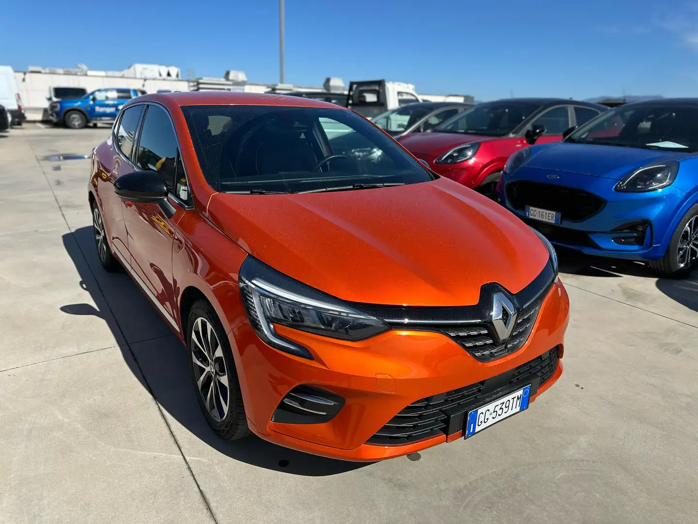 Renault Clio Clio 1.6 E-Tech hybrid R.S. Line 145cv auto Orange - 2