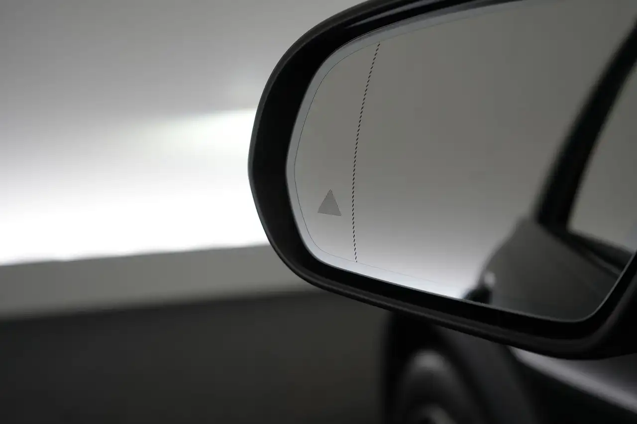 Mercedes-Benz GLB Business Solution AMG Line LEDER/ALCANTARA LED GPS, миниатюра 27