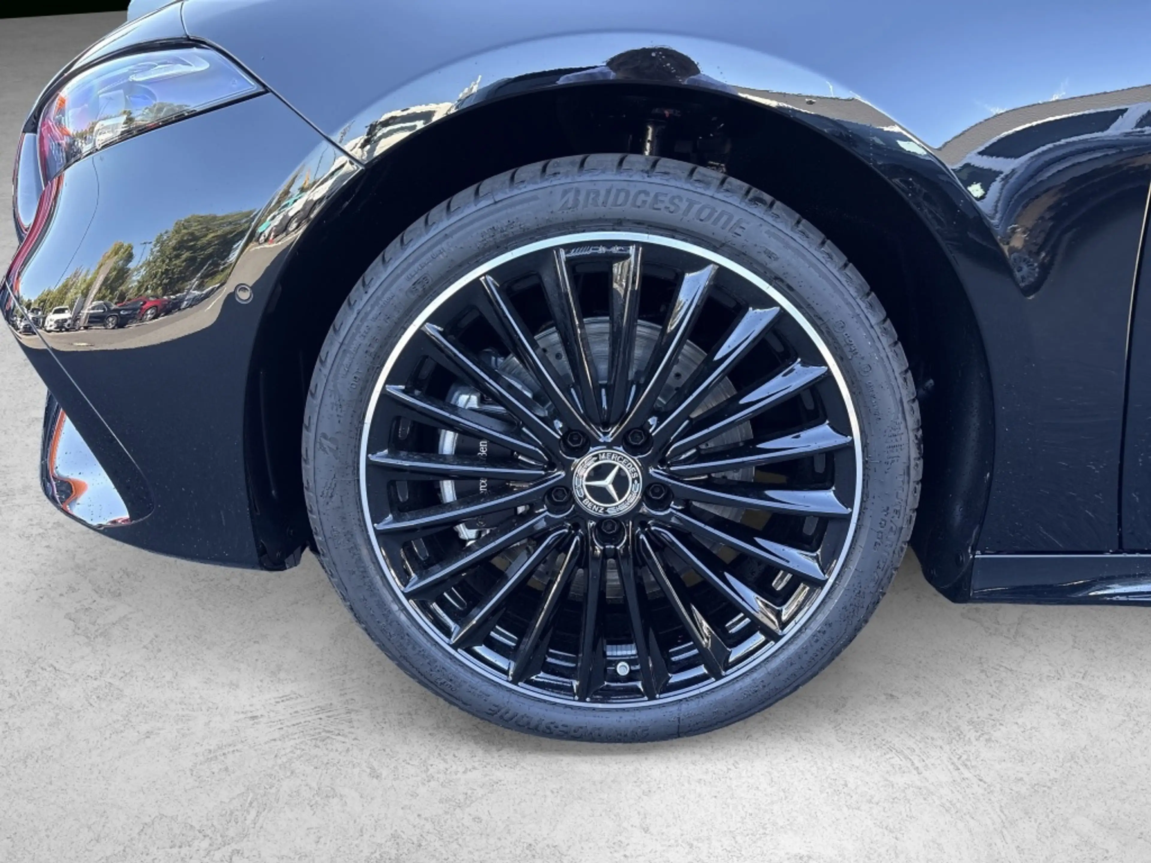 Mercedes-Benz A 250 e Edition-AMG Multibeam Sound 19" 11kW — photo 3