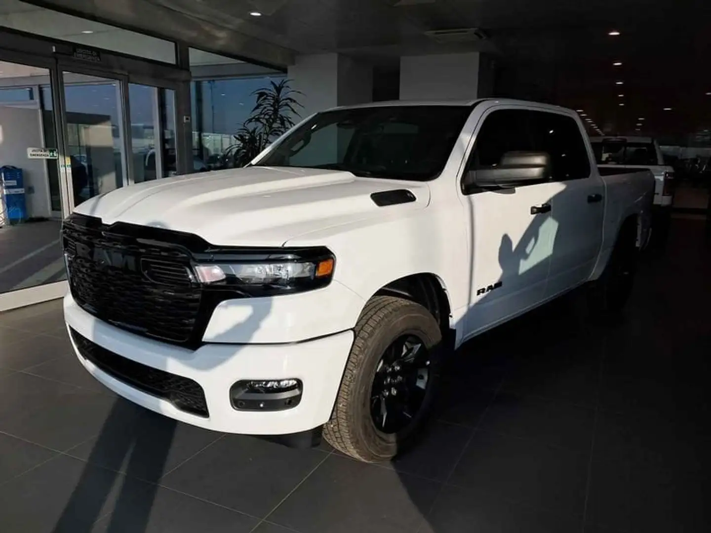 RAM 1500 TRADESMAN 3.0 L SST 420HP - AUTOCARRO DETRAIBIL Blanco - 1