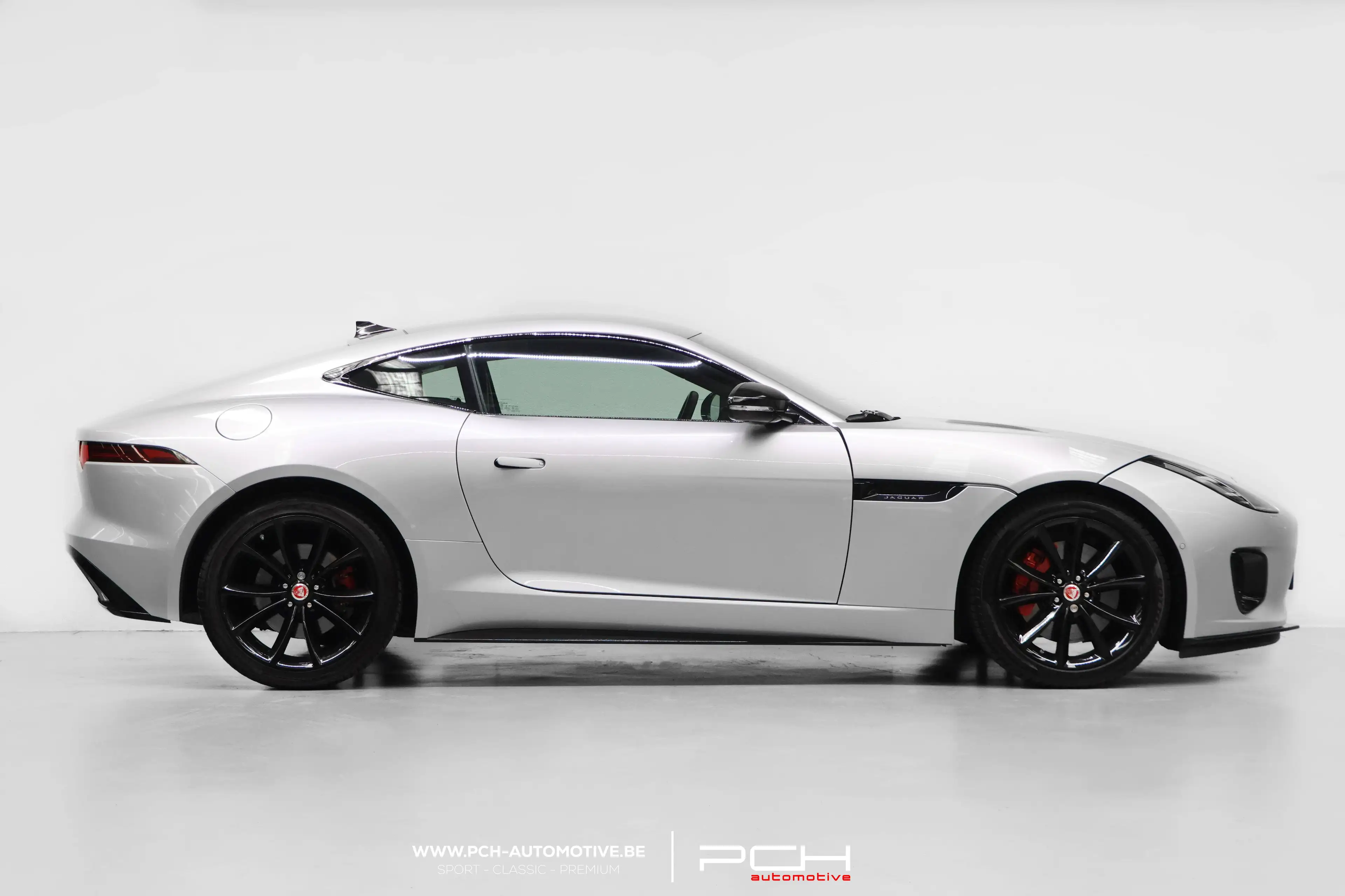 Jaguar F-Type P300 2.0 300cv Aut. - Full History Jaguar ! - — photo 4