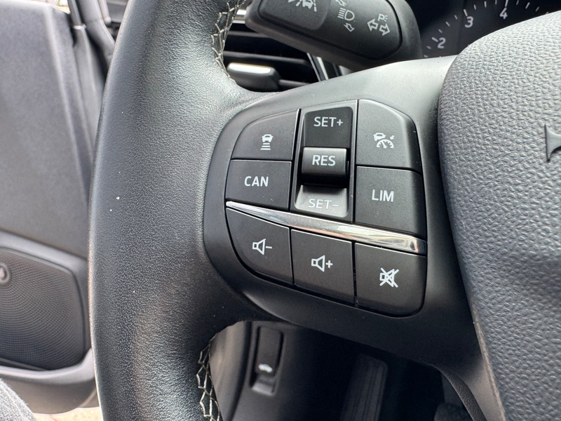 Ford Fiesta 1.0 EcoBoost Titanium / Nw Riem / Pano / Carplay — photo 15