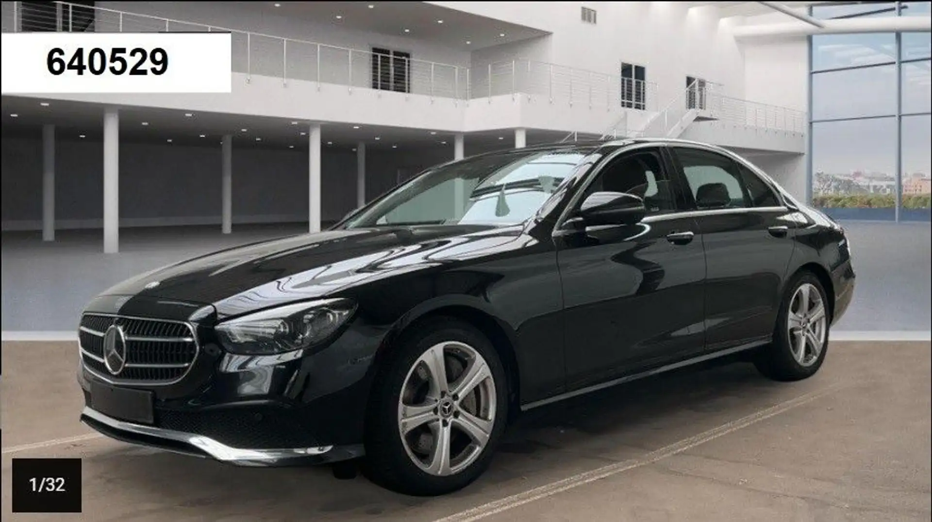 Mercedes-Benz E 400 Avantgarde V-Leder Fahrassist+ Panorama Schwarz - 1