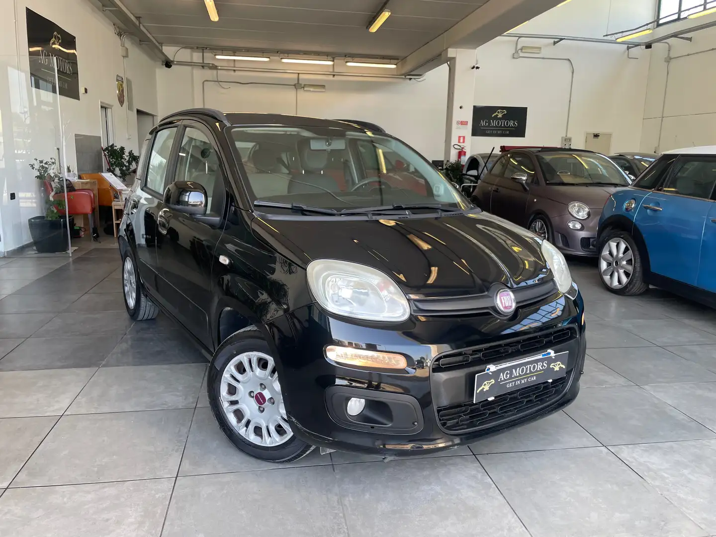 Fiat Panda Panda III 2012 1.2 Lounge 69cv Schwarz - 1