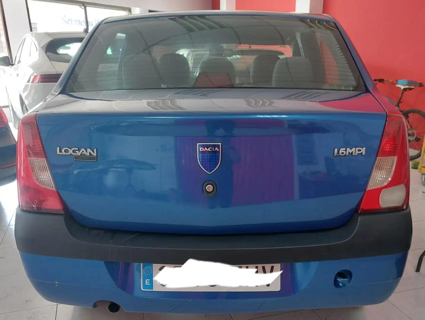 Dacia Logan Logan 1.6 Laureate Laureate Albastru - 1