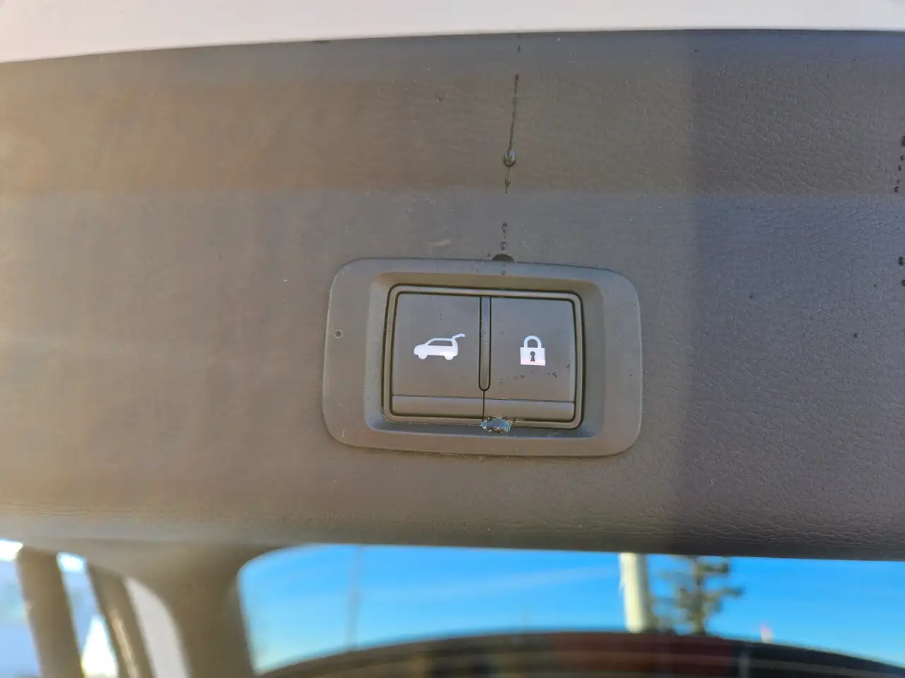 Mitsubishi Outlander снимка Mitsubishi Outlander