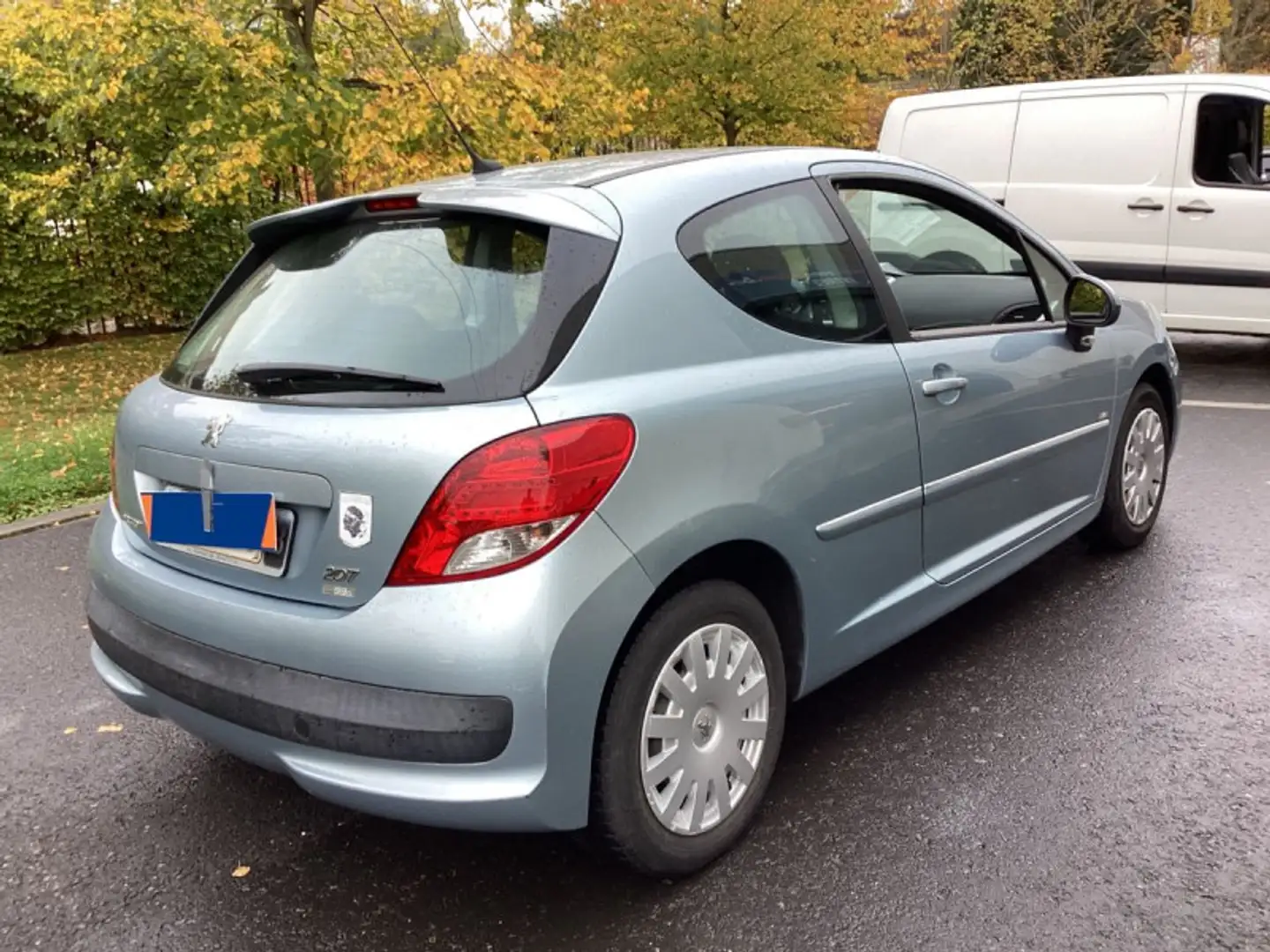 Peugeot 207 1.6 HDI90 99G 3P Bleu - 2
