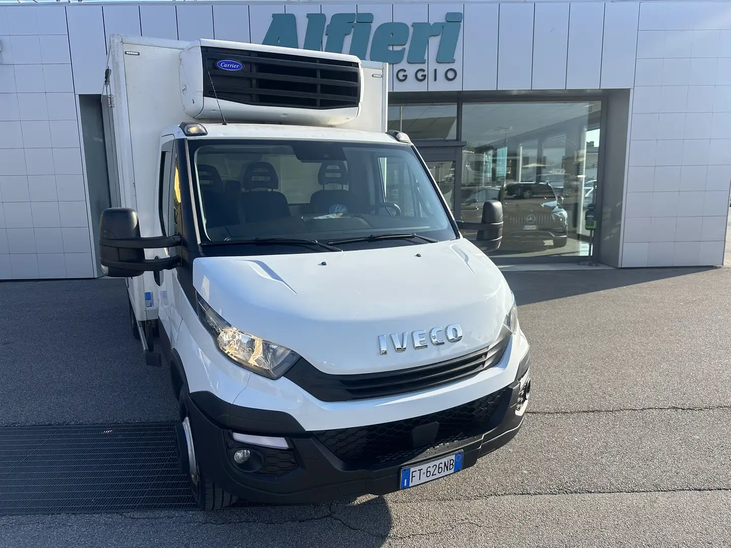 Iveco 60C15FrigoFNAX-20°CATP12 274000x2105x1900kg2560 Blanc - 1