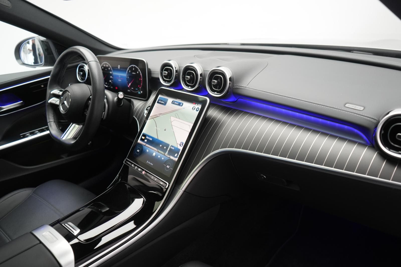 Mercedes-Benz C 220 d 4Matic T 9G-Tronic AMG Leder/Pano/STHZ/3 — photo 8
