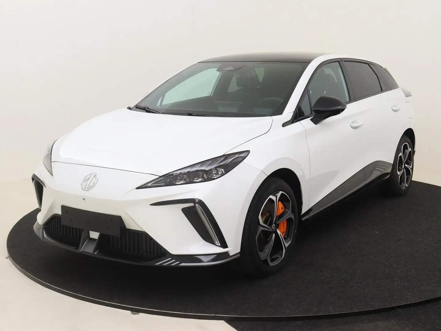 MG MG4 EV 64 kWh XPower Allrad Weiß - 1