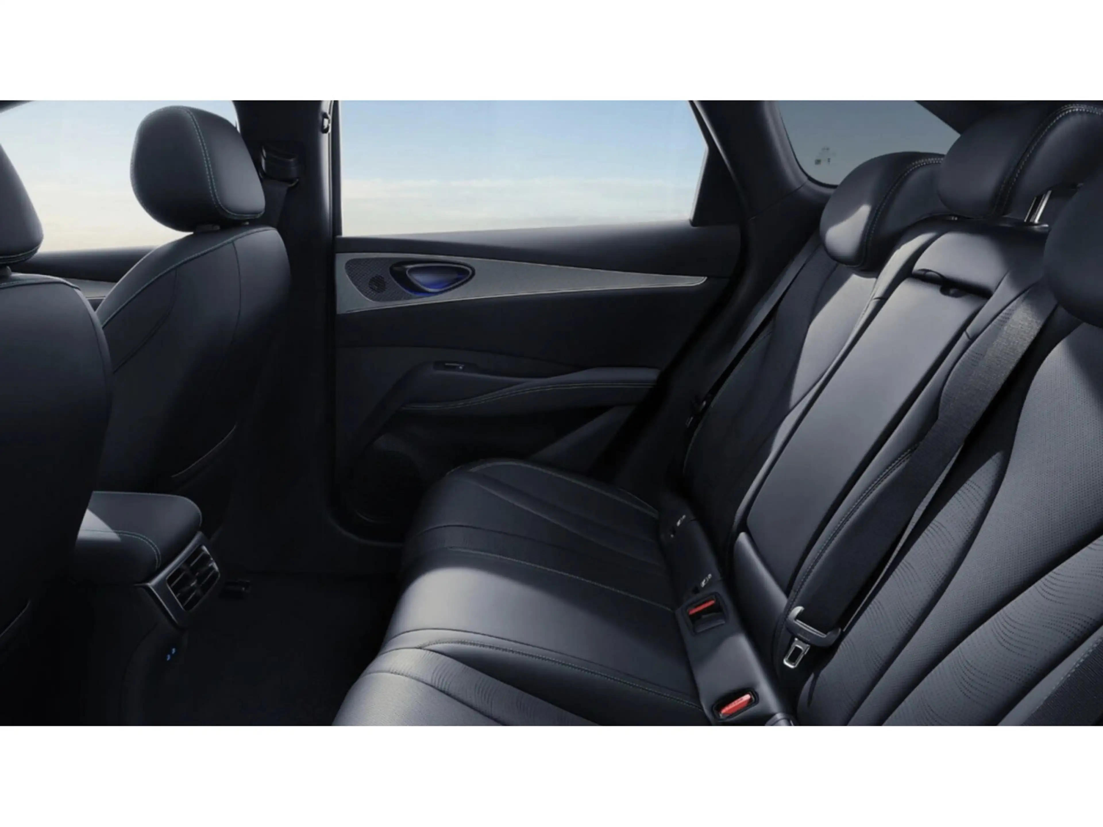 BYD Seal 6 Seal 6 Touring DM-i Comfort PHEv 100km — photo 5