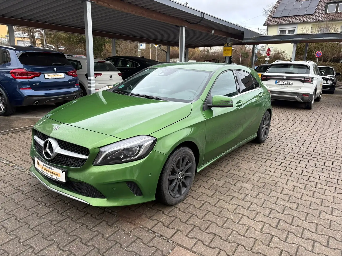 Mercedes-Benz A 180 A 180 BlueEfficiency (176.042) Grün - 1
