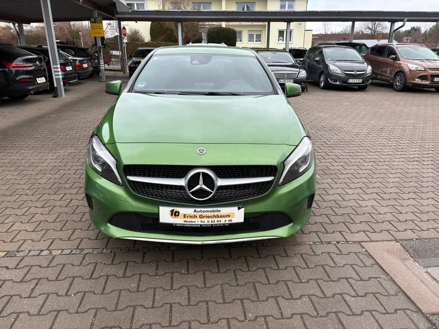 Mercedes-Benz A 180 A 180 BlueEfficiency (176.042) Grün - 2