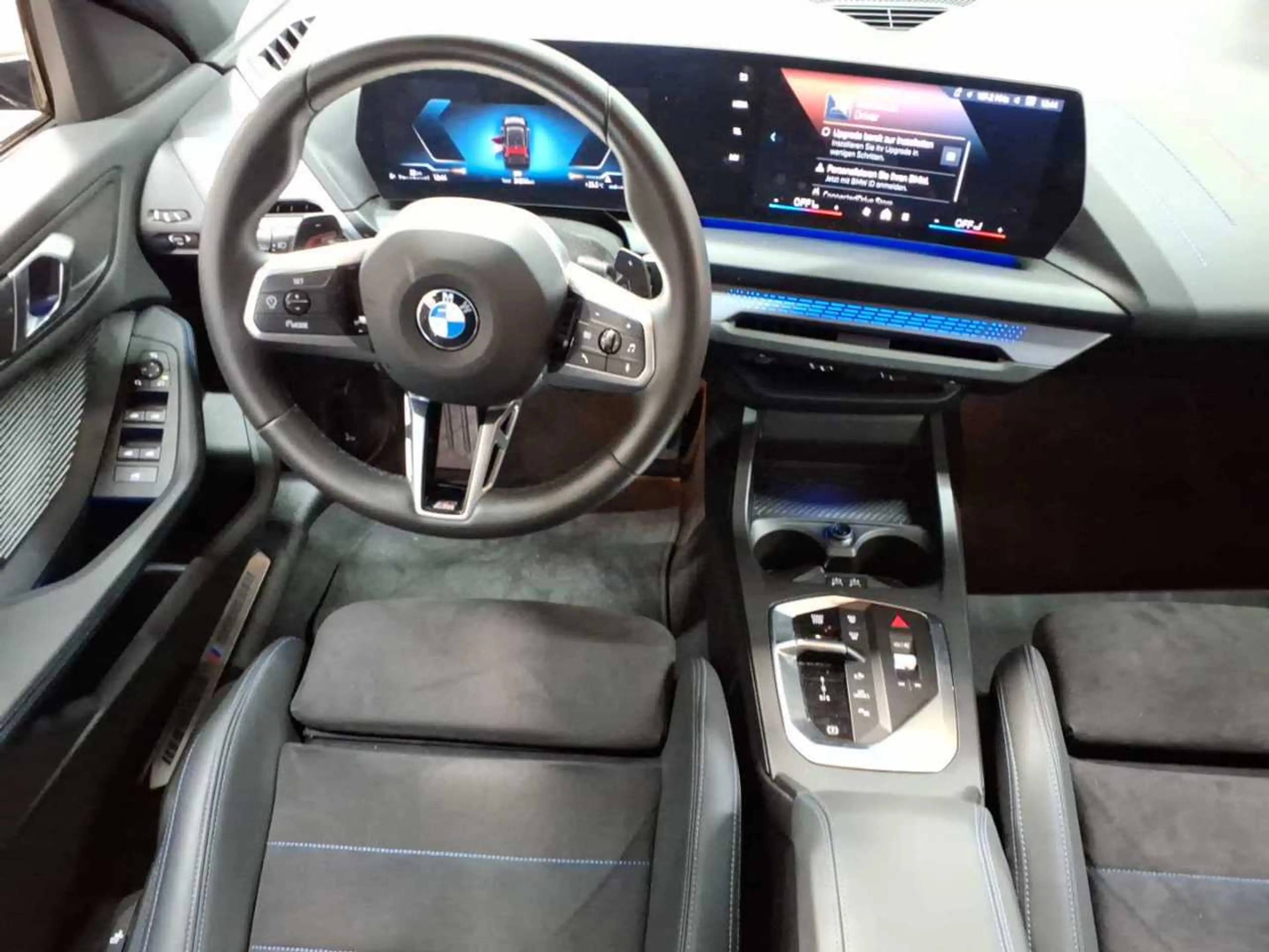 BMW 120 120 Aut. M Sportpaket PANO SHZ NAV KAM — photo 10