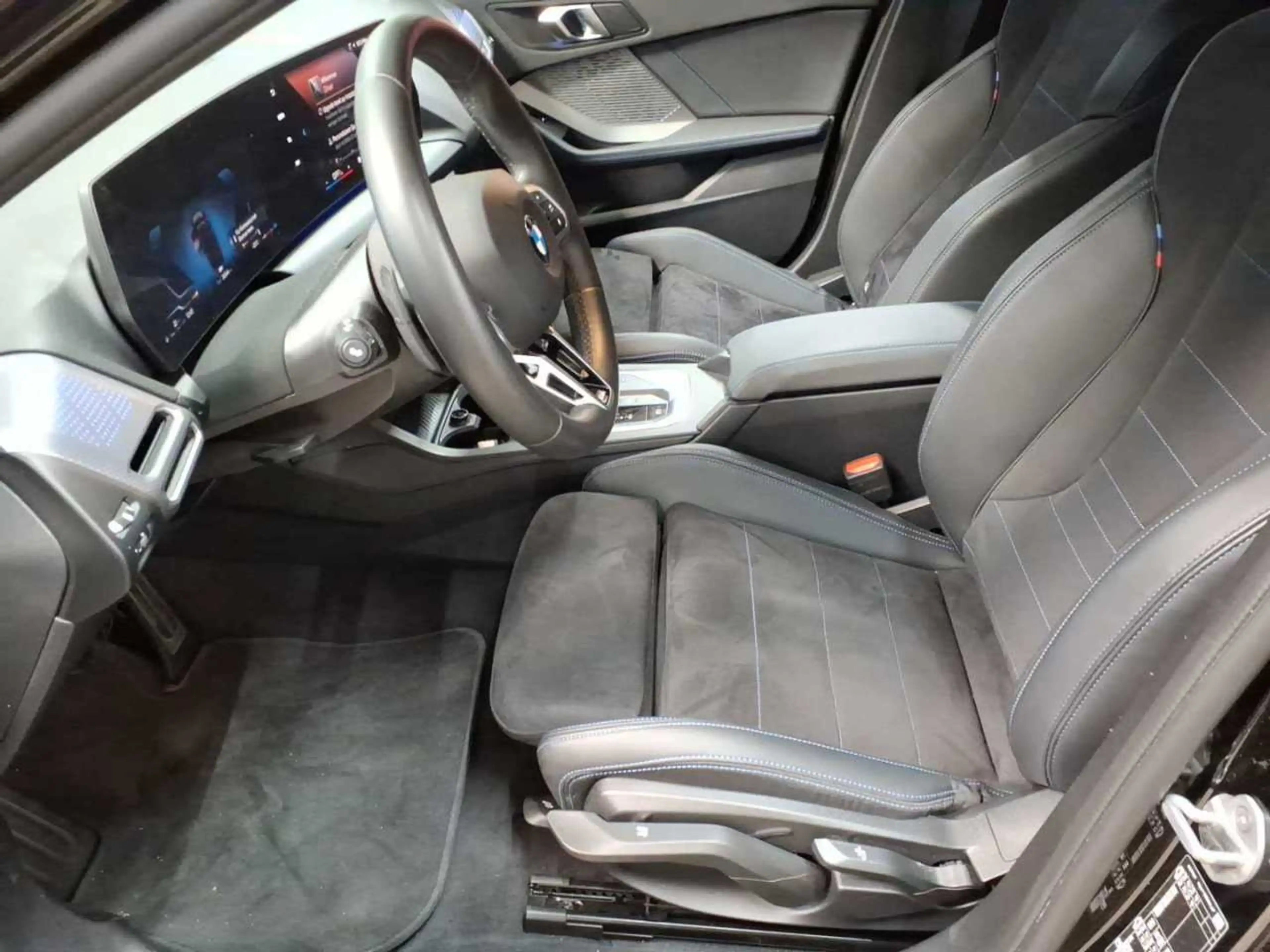 BMW 120 120 Aut. M Sportpaket PANO SHZ NAV KAM — photo 7