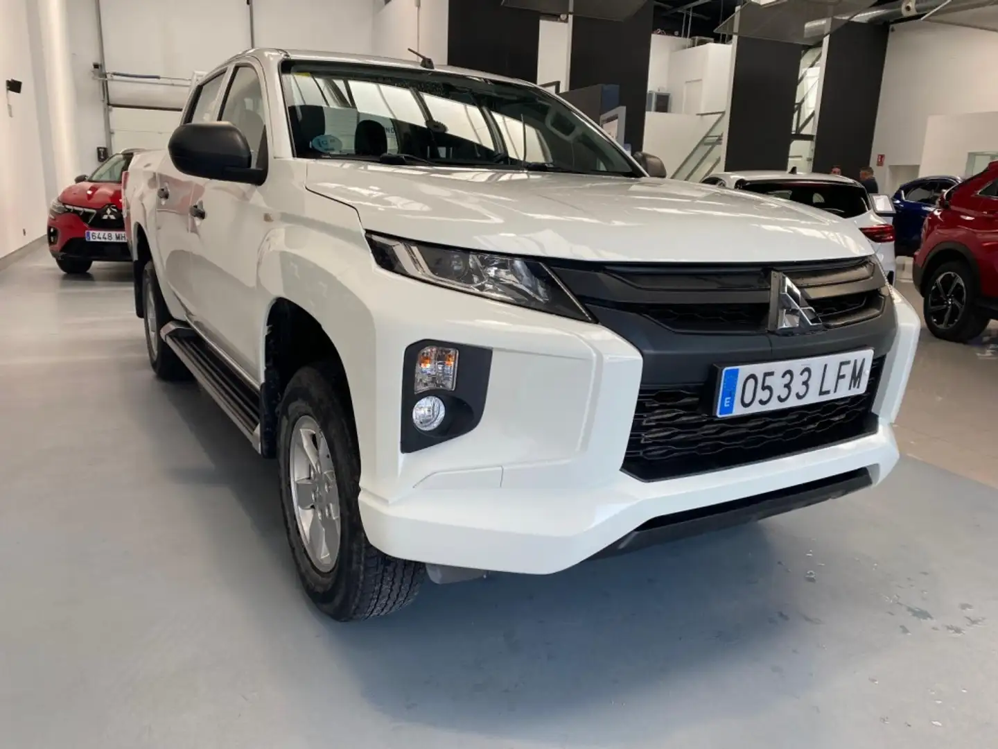 Mitsubishi L200 2.2DI-D Doble Cabina M-PRO Blanco - 2