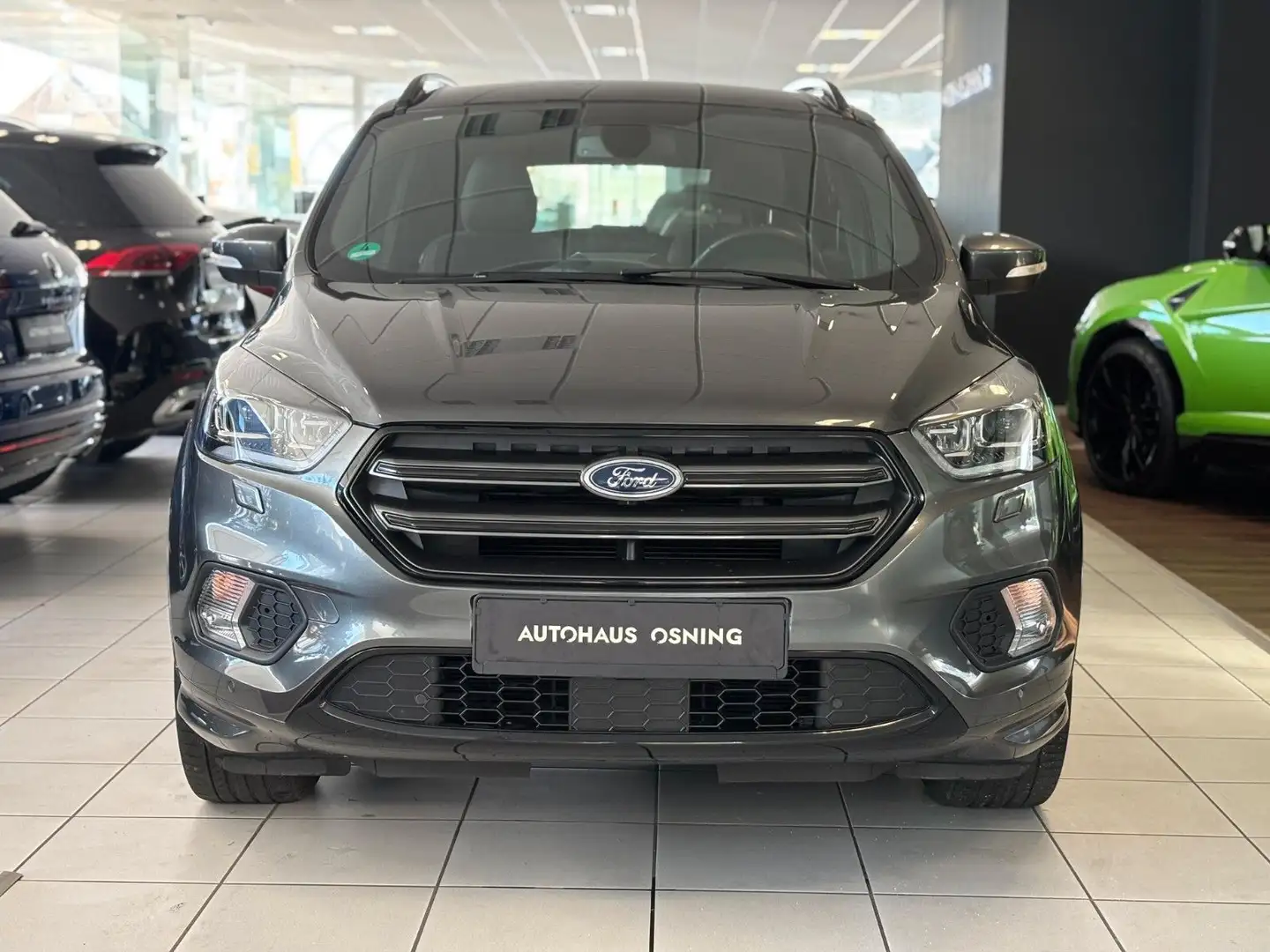 Ford Kuga ST-LINE  AHK KAMERA NAVI CARPLAY Grijs - 2