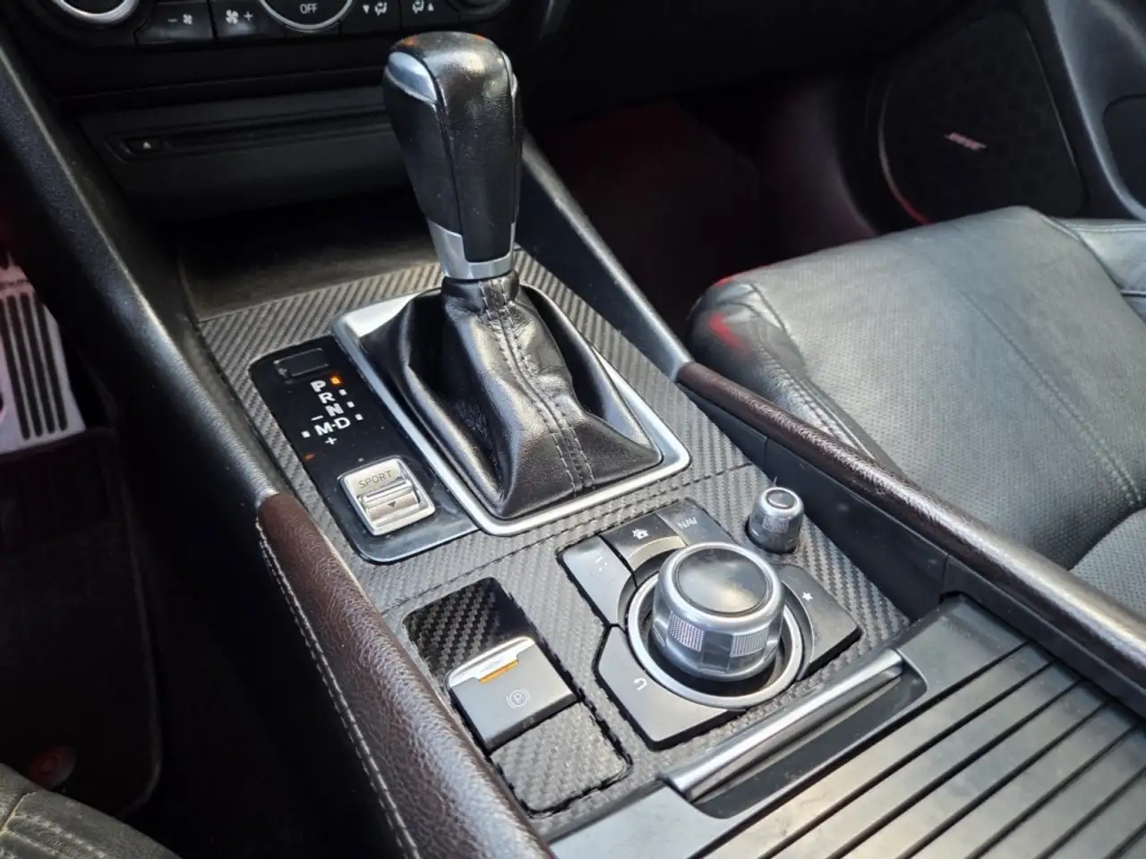 Mazda 3 снимка Mazda 3