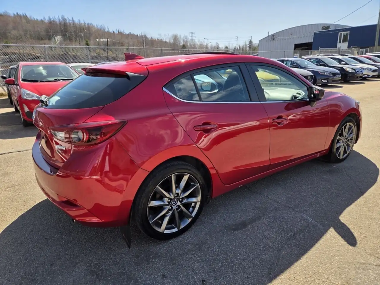 Mazda 3 снимка Mazda 3