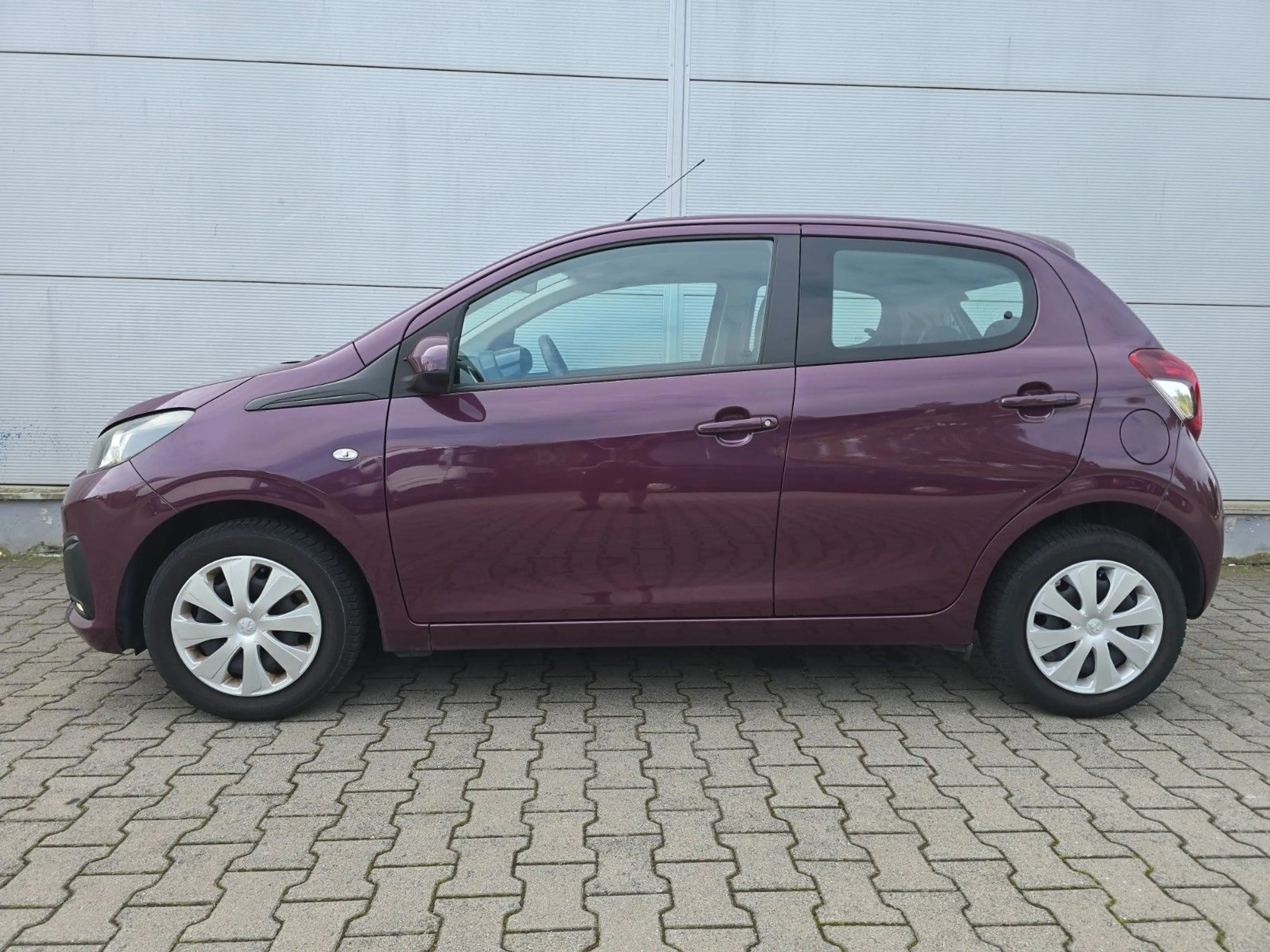 Peugeot 108 Active — photo 4