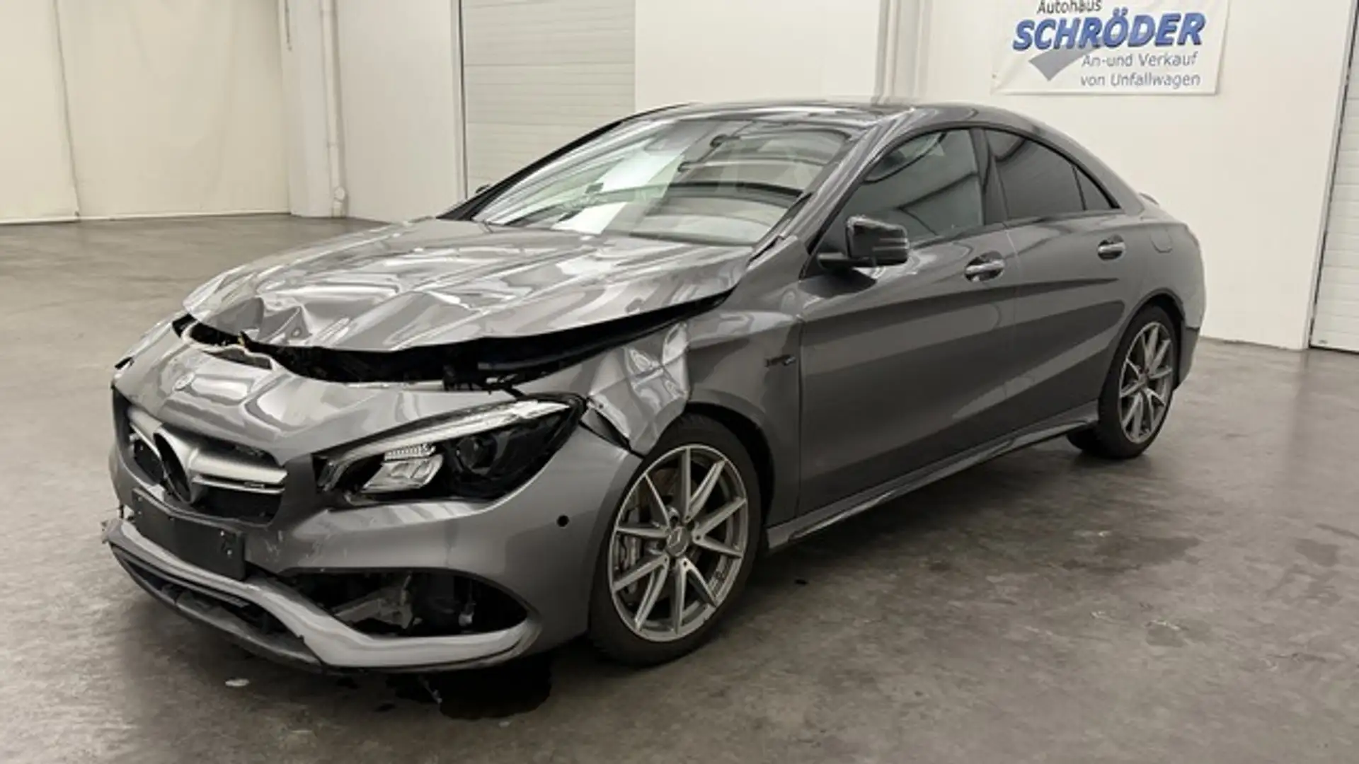 Mercedes-Benz CLA 45 AMG *Panorama*h/k*Memory*Navi*Leder* Grau - 1
