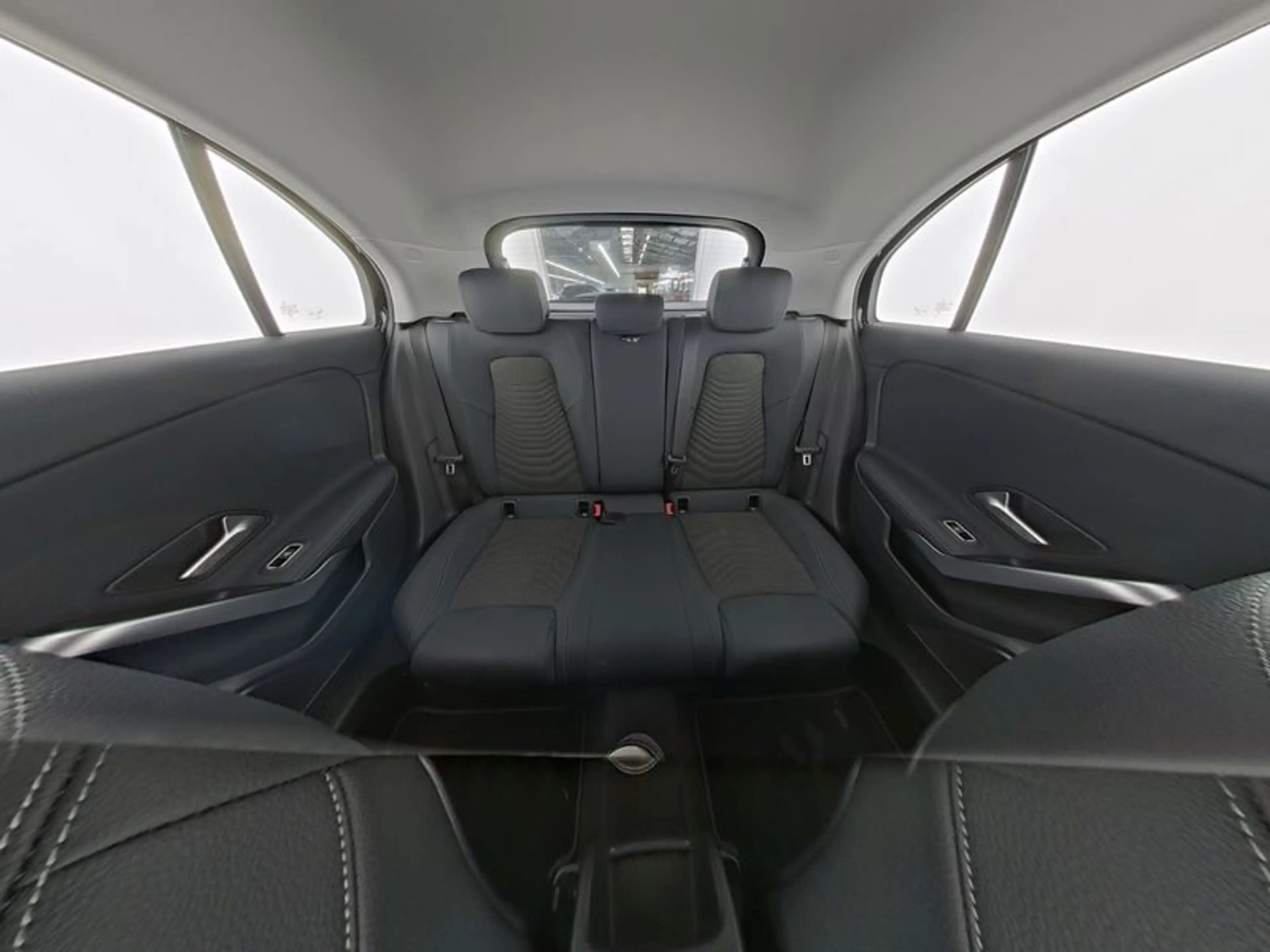 Mercedes-Benz A 200 , PROGRESSIVE 360 KAMERA SPUR PDC SHZ — photo 10