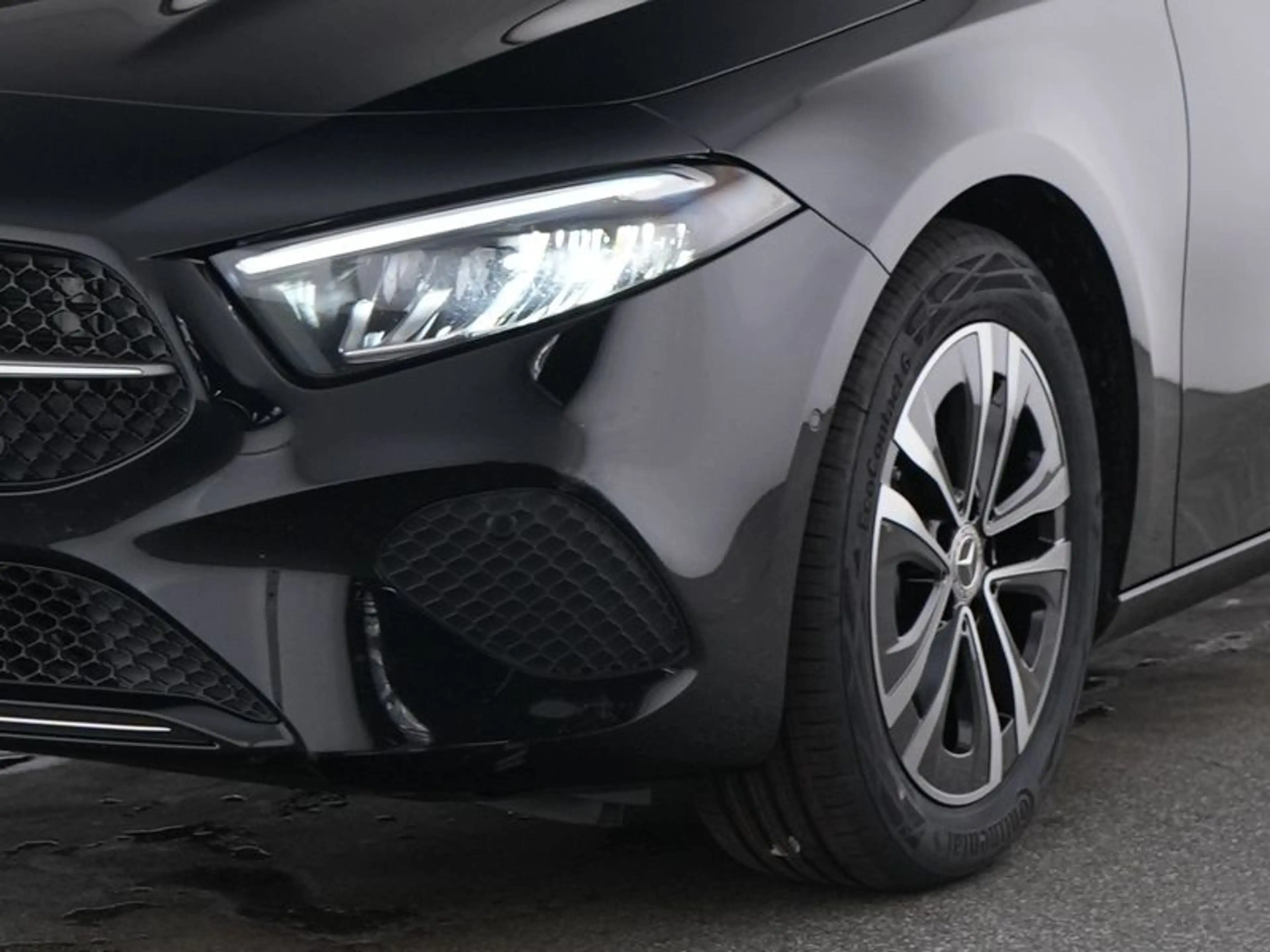 Mercedes-Benz A 200 , PROGRESSIVE 360 KAMERA SPUR PDC SHZ — photo 6
