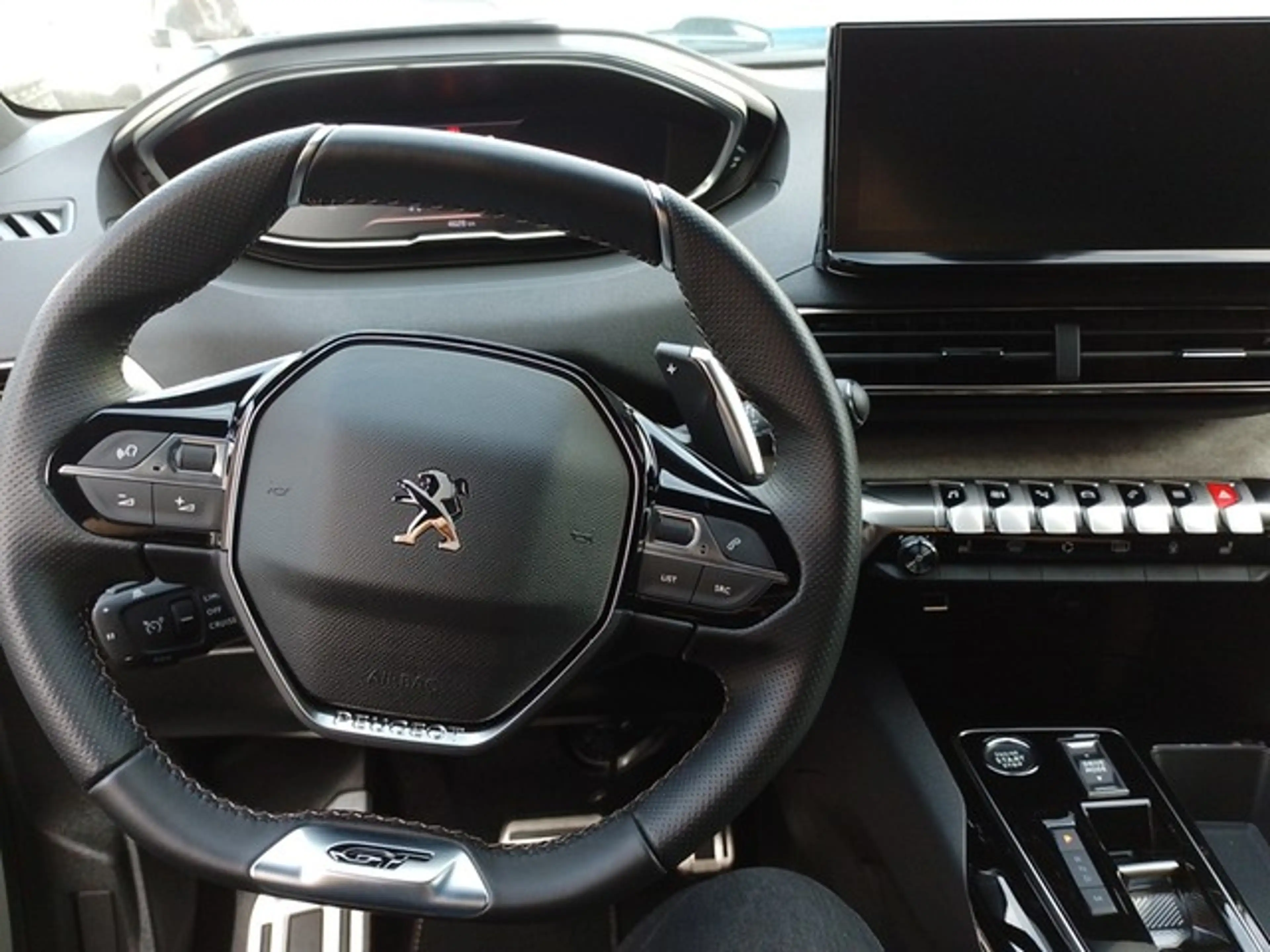 Peugeot 3008 (07.2016->) Hybrid 136 GT — photo 10