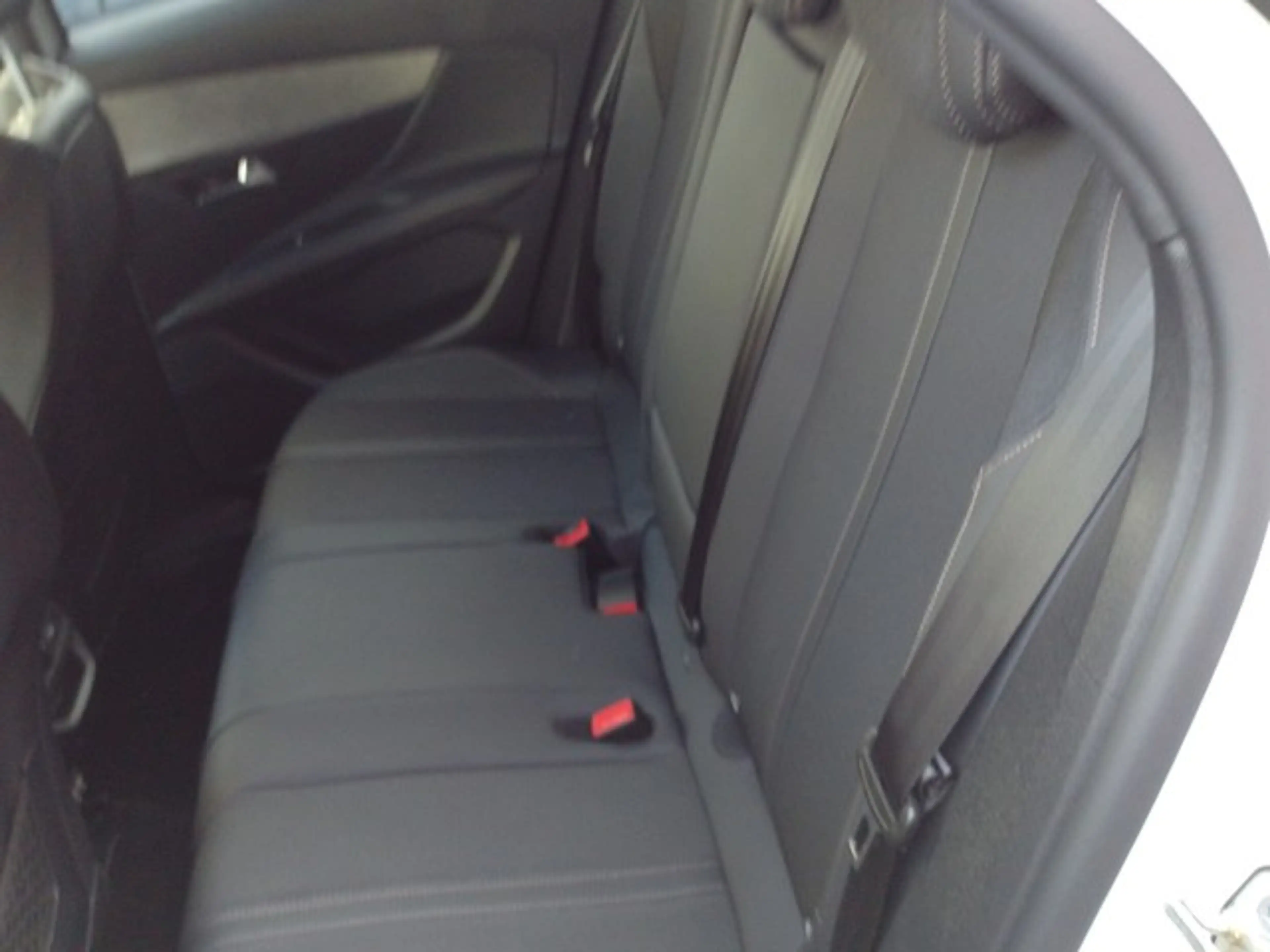 Peugeot 3008 (07.2016->) Hybrid 136 GT — photo 15