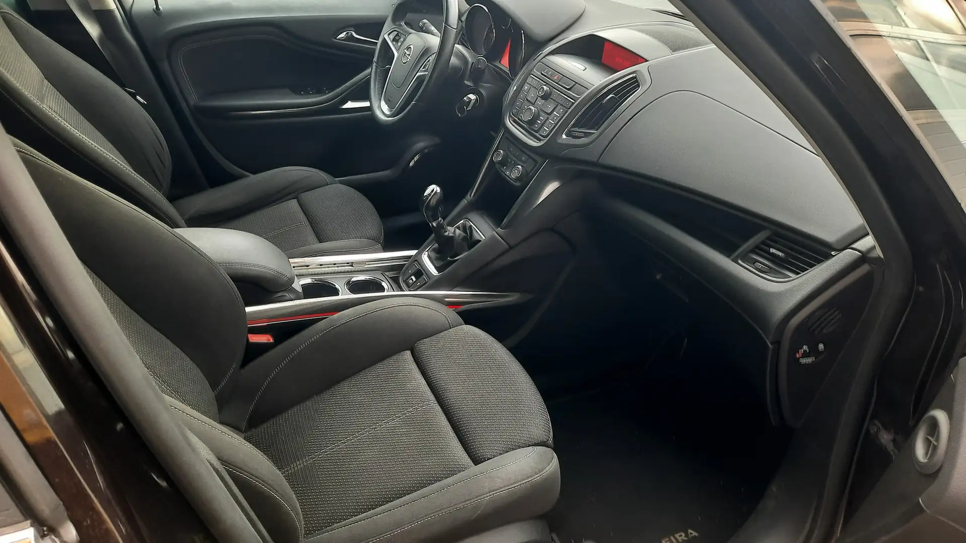 Opel Zafira Tourer Zafira Tourer 2,0 CDTI Ecotec Cool - 2